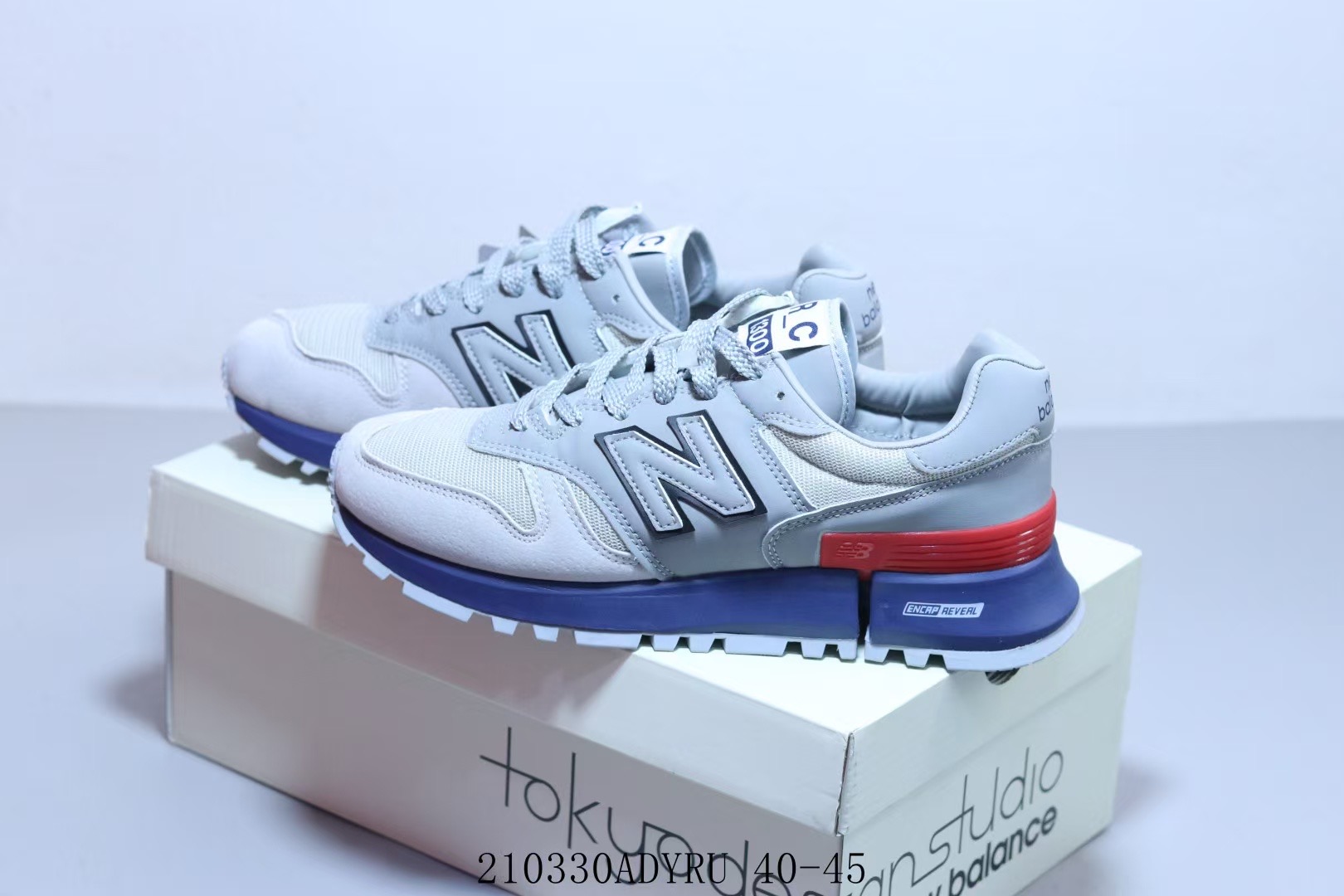 New Balance RC 1300 