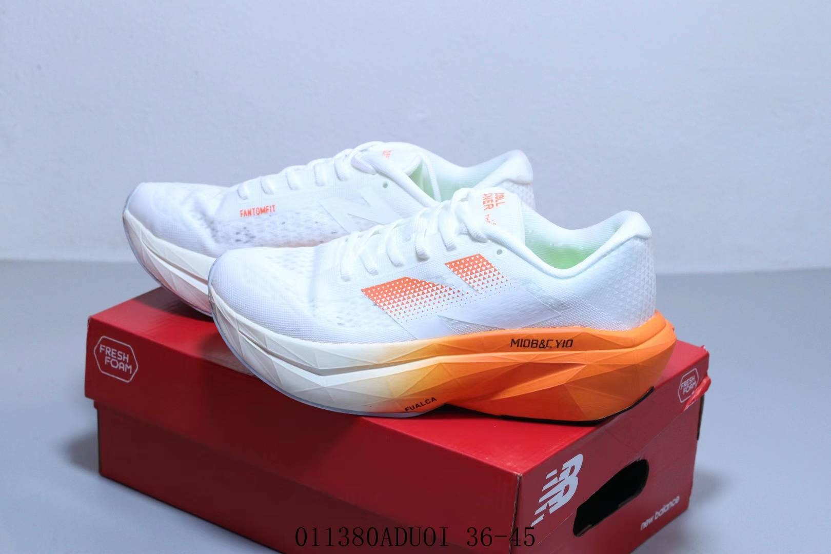 New Balance FuelCell SuperComp v3