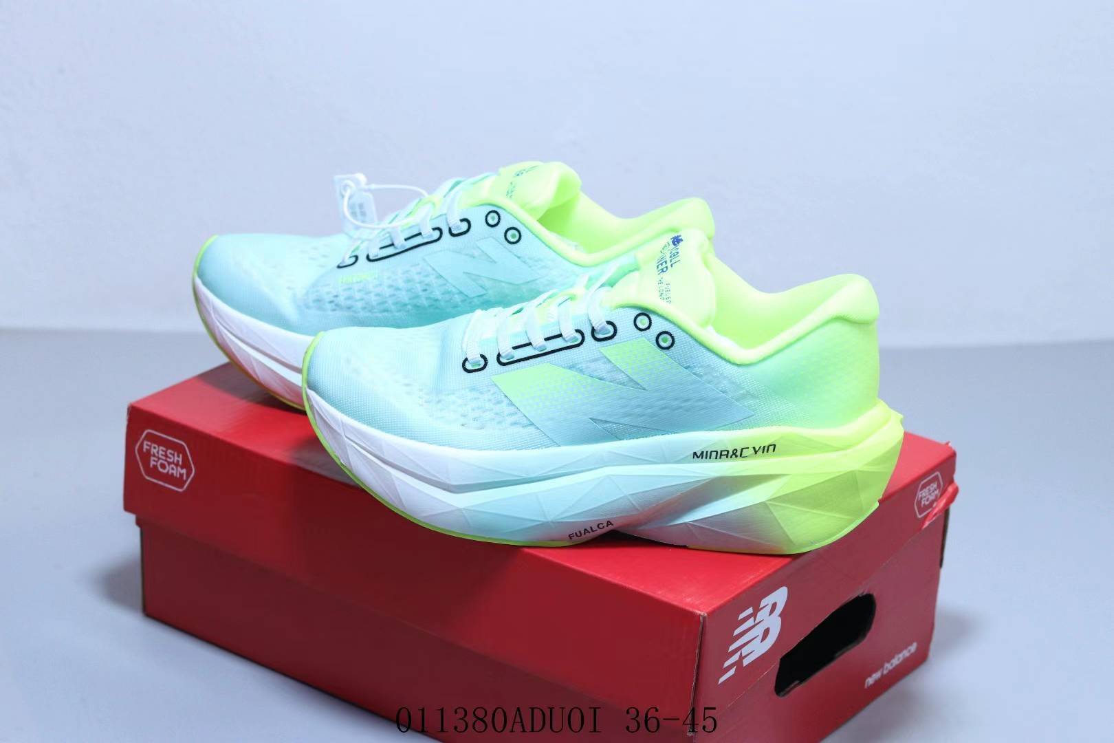 New Balance FuelCell SuperComp  v3