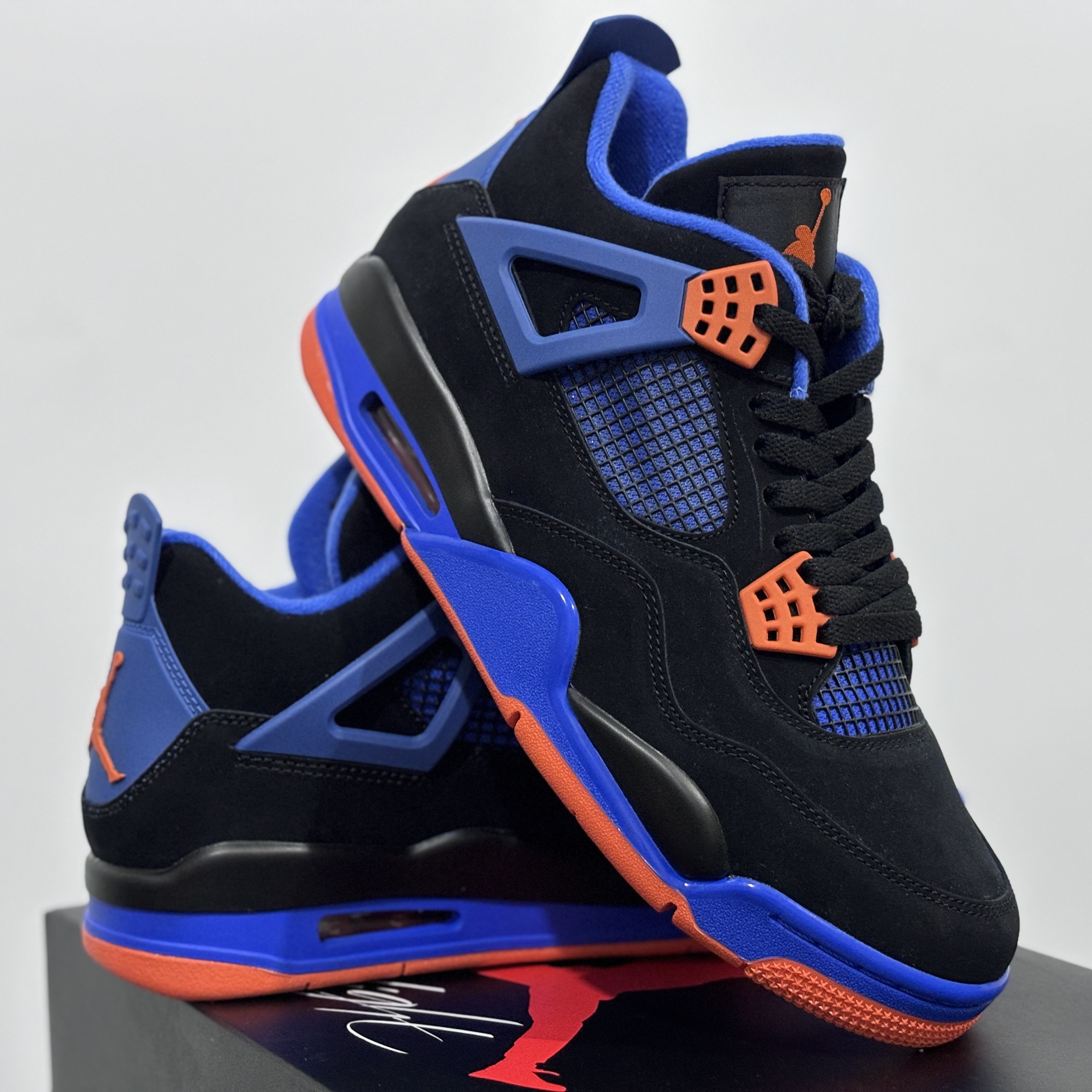 Air Jordan 4 Retro 'Cavs'