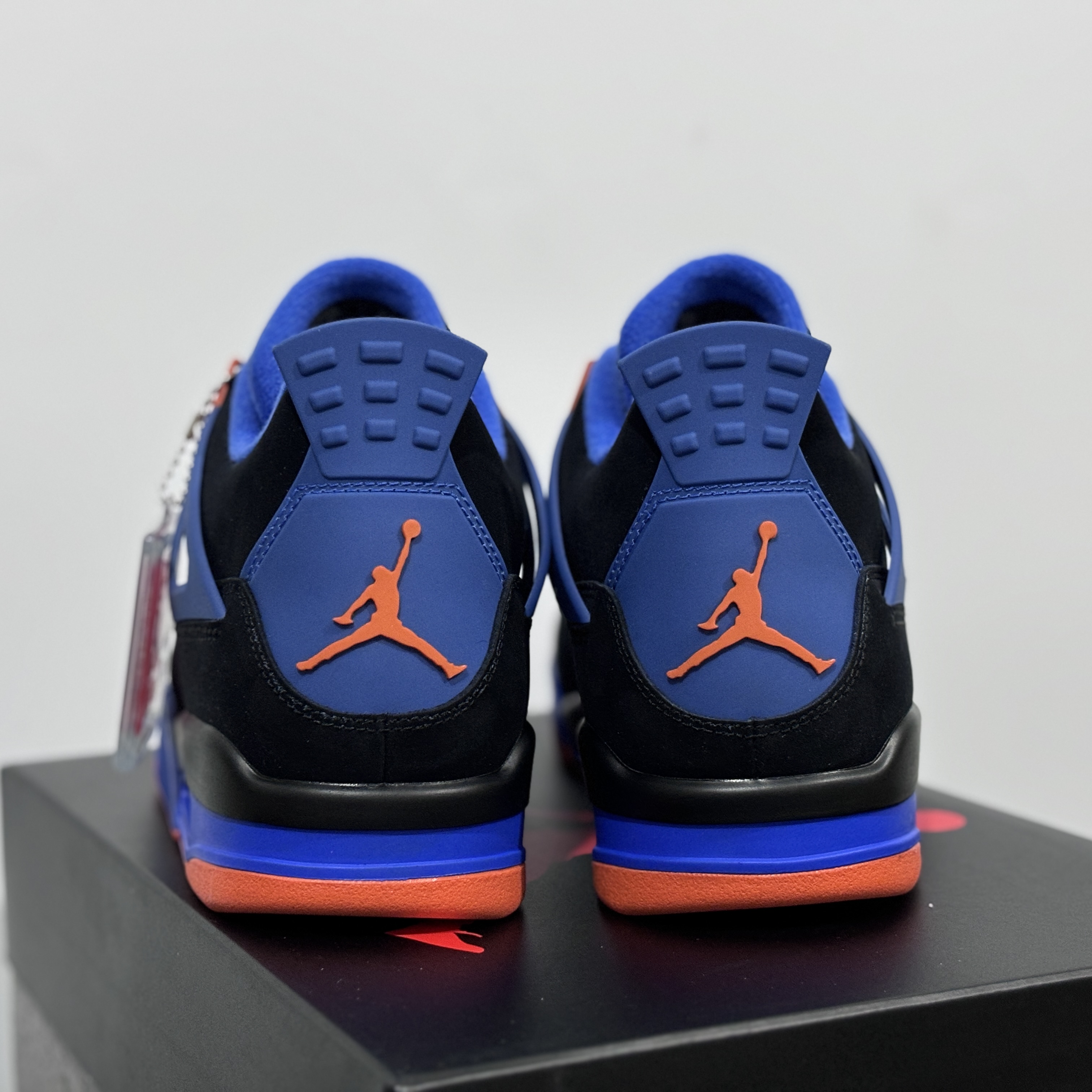 Air Jordan 4 Retro 'Cavs'