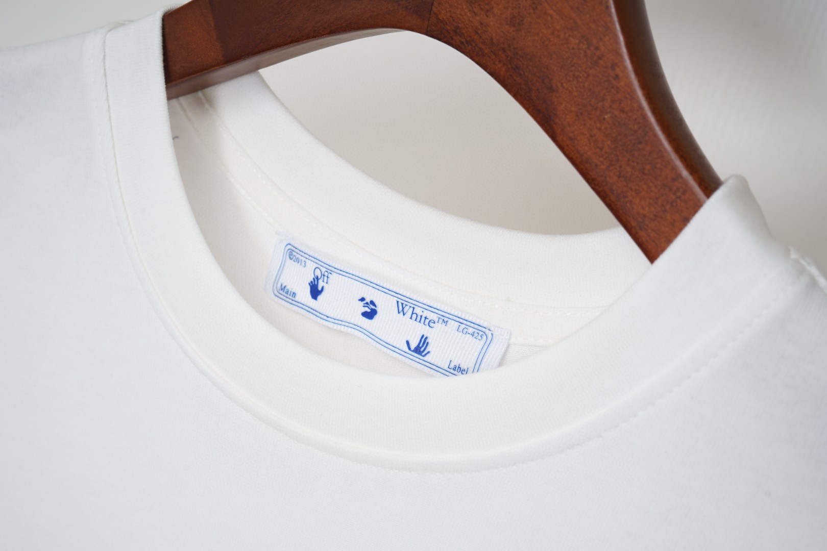 Off White Tape Arrows Short sleeve Over T-shirt 'White'