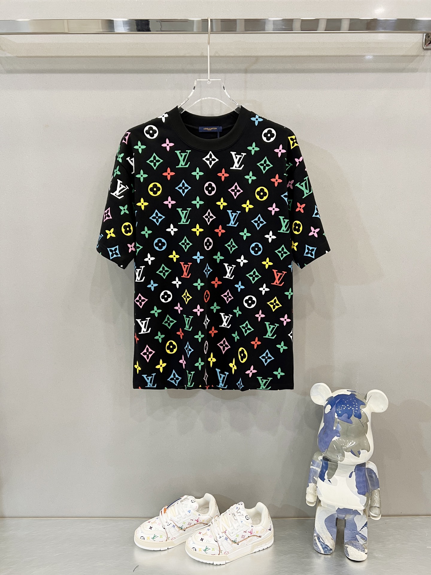 LV Black Short Sleeve T-Shirt