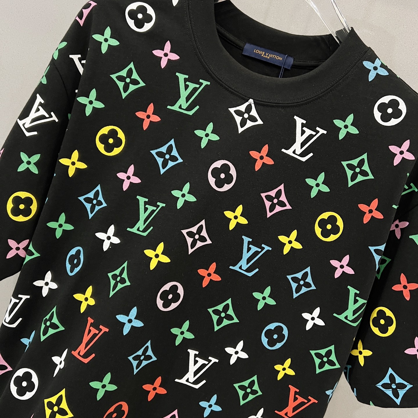 LV Black Short Sleeve T-Shirt