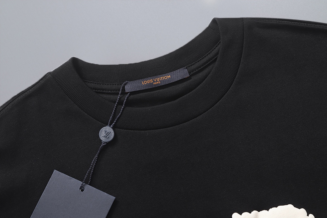 Louis Vuitton T-shirt