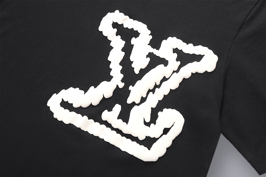 Louis Vuitton T-shirt