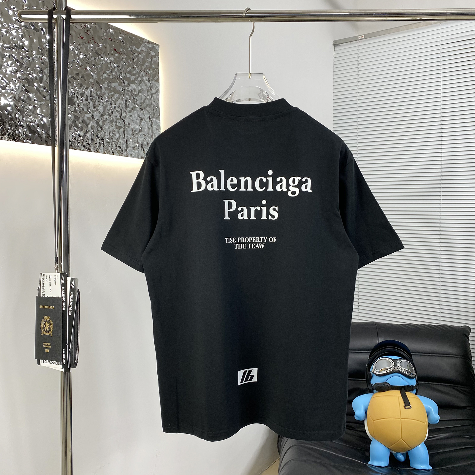 Balenciaga Black T-Shirt (lb)