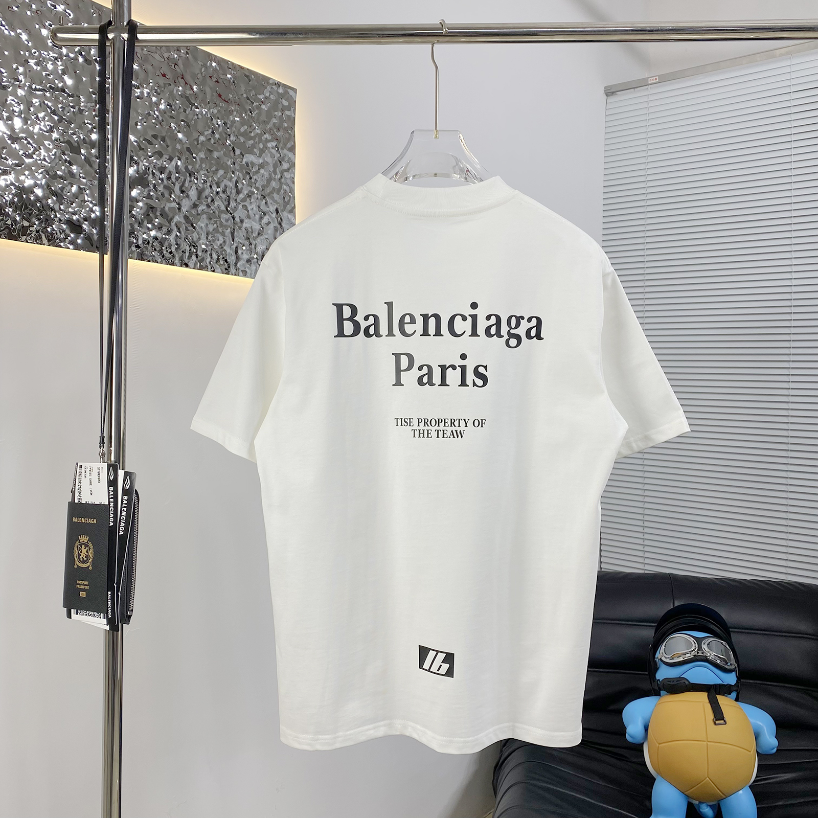 Balenciaga White T-Shirt (lb)
