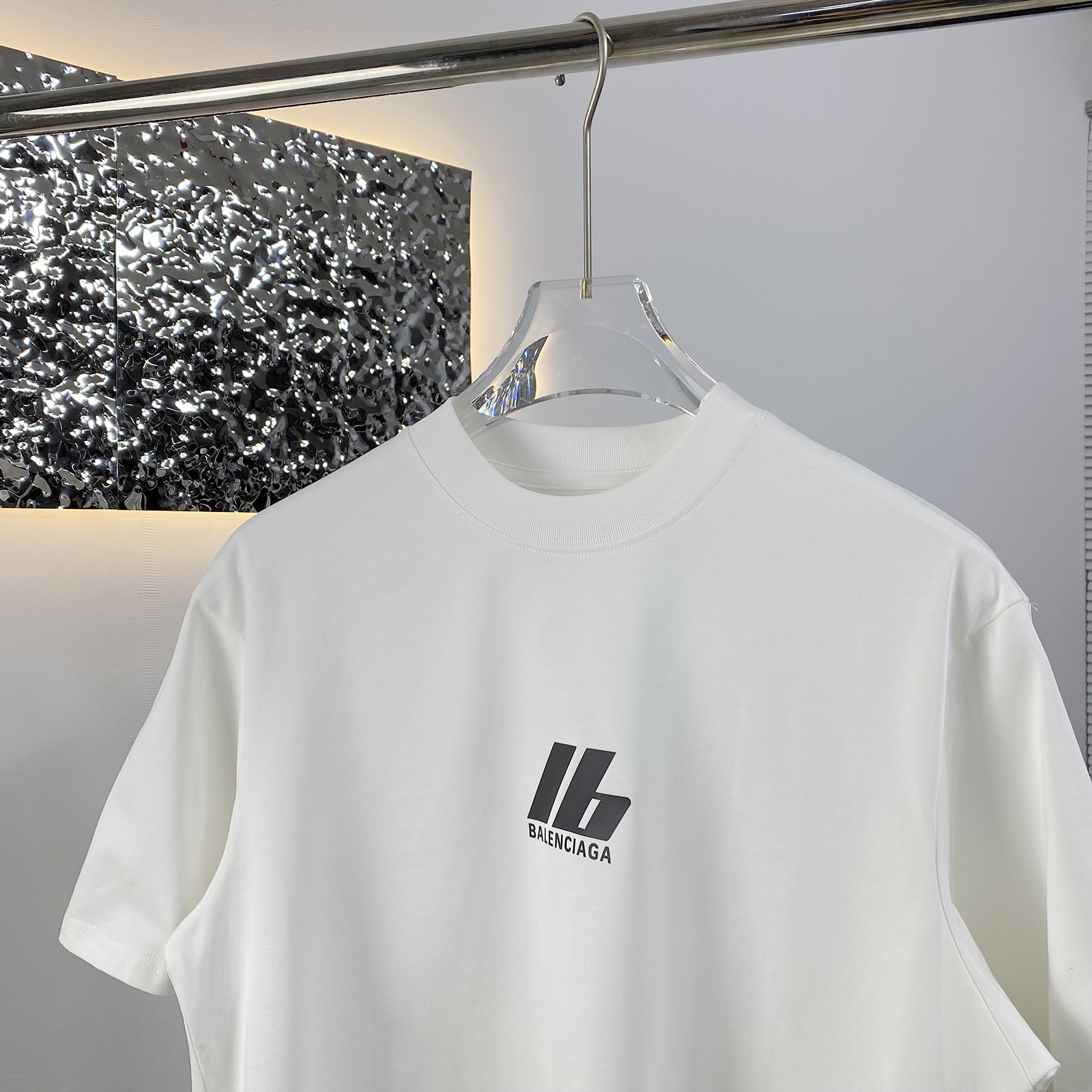 Balenciaga White T-Shirt (lb)