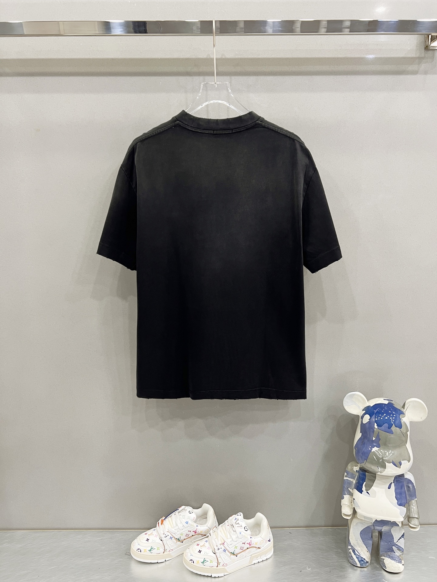 Balenciaga Men's Laurel Classic T-shirt in Faded Black