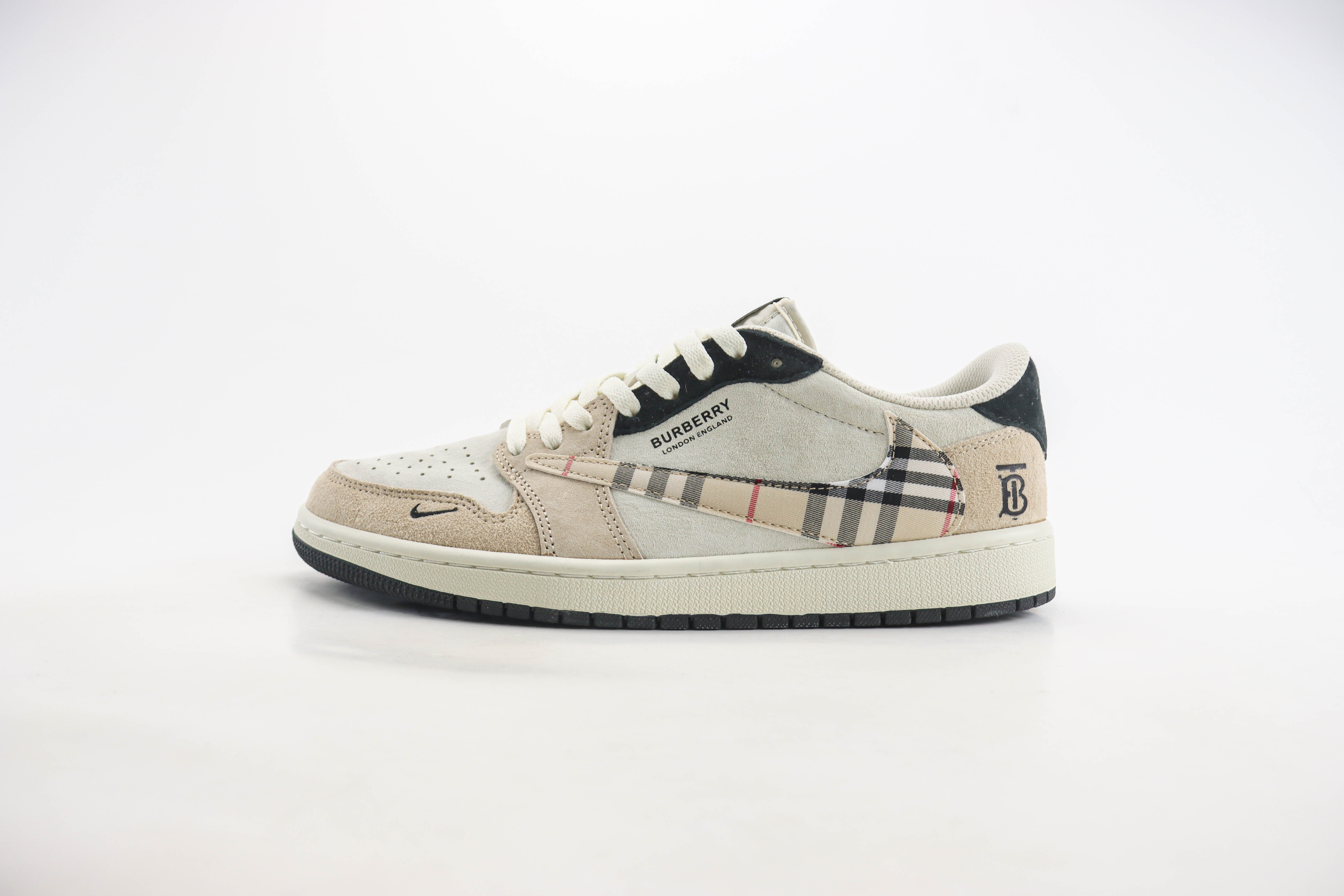 Burberry x Air Jordan 1 low x Cactus Jack