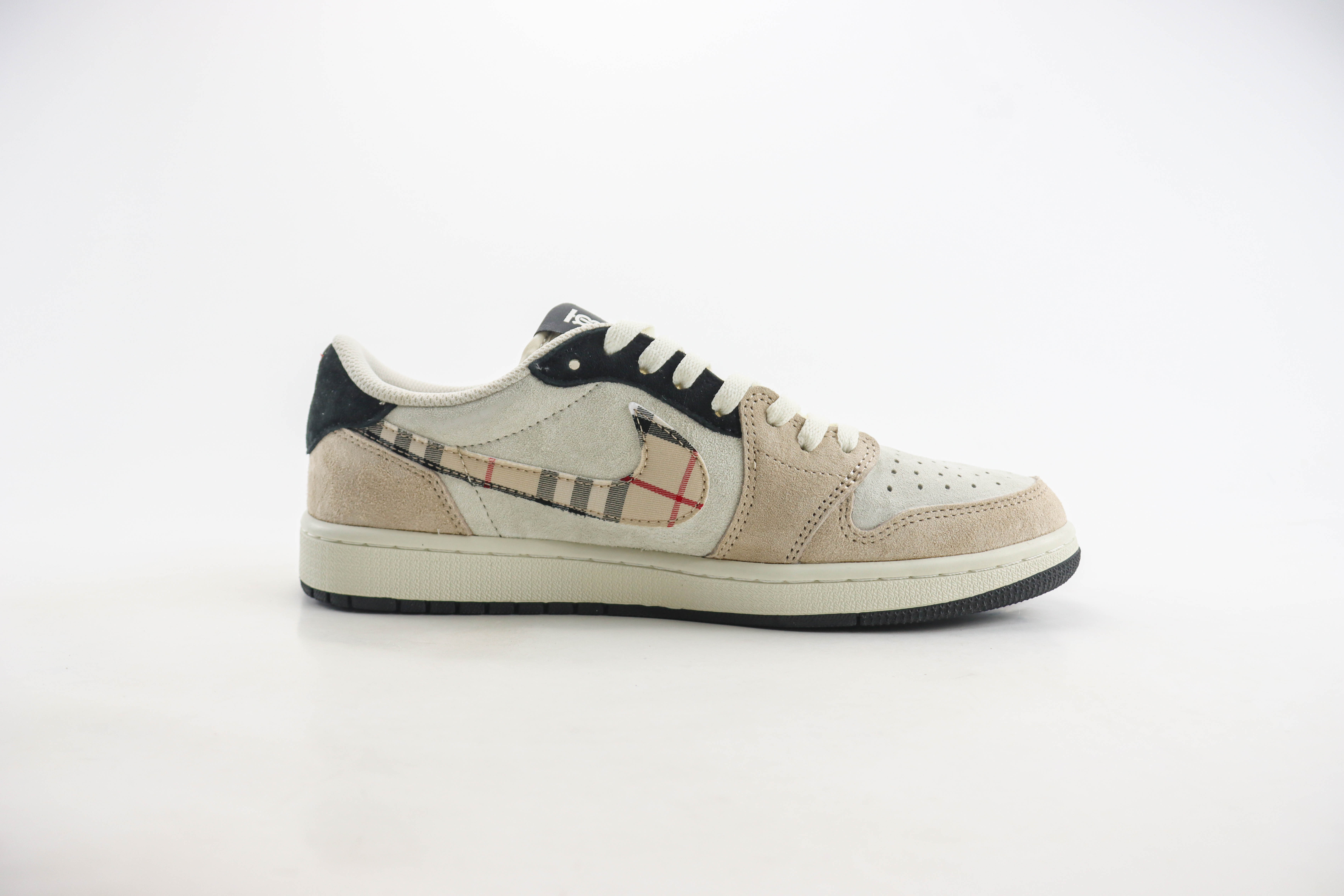 Burberry x Air Jordan 1 low x Cactus Jack