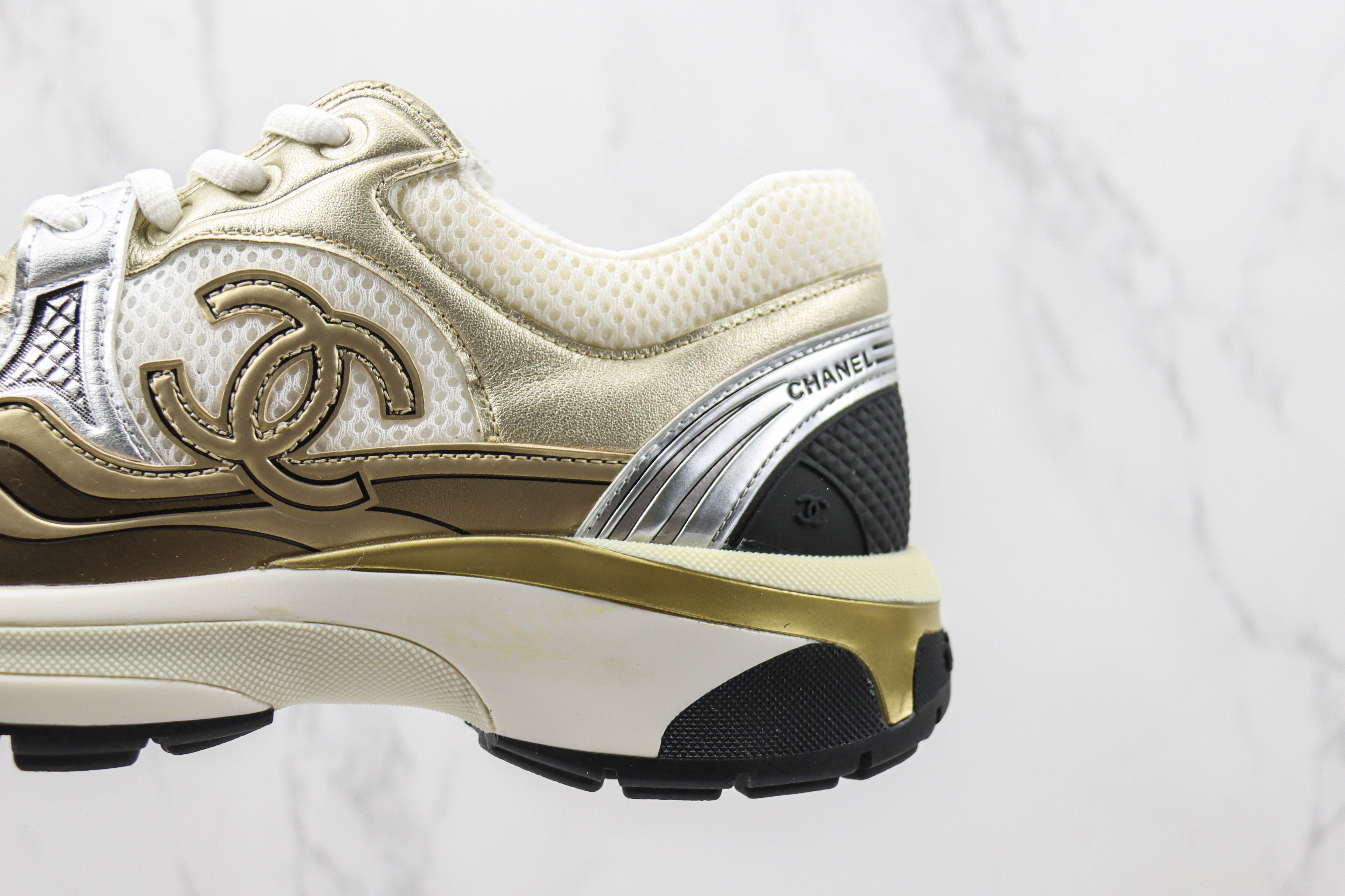 Chanel Fabric & Laminated white and gold 