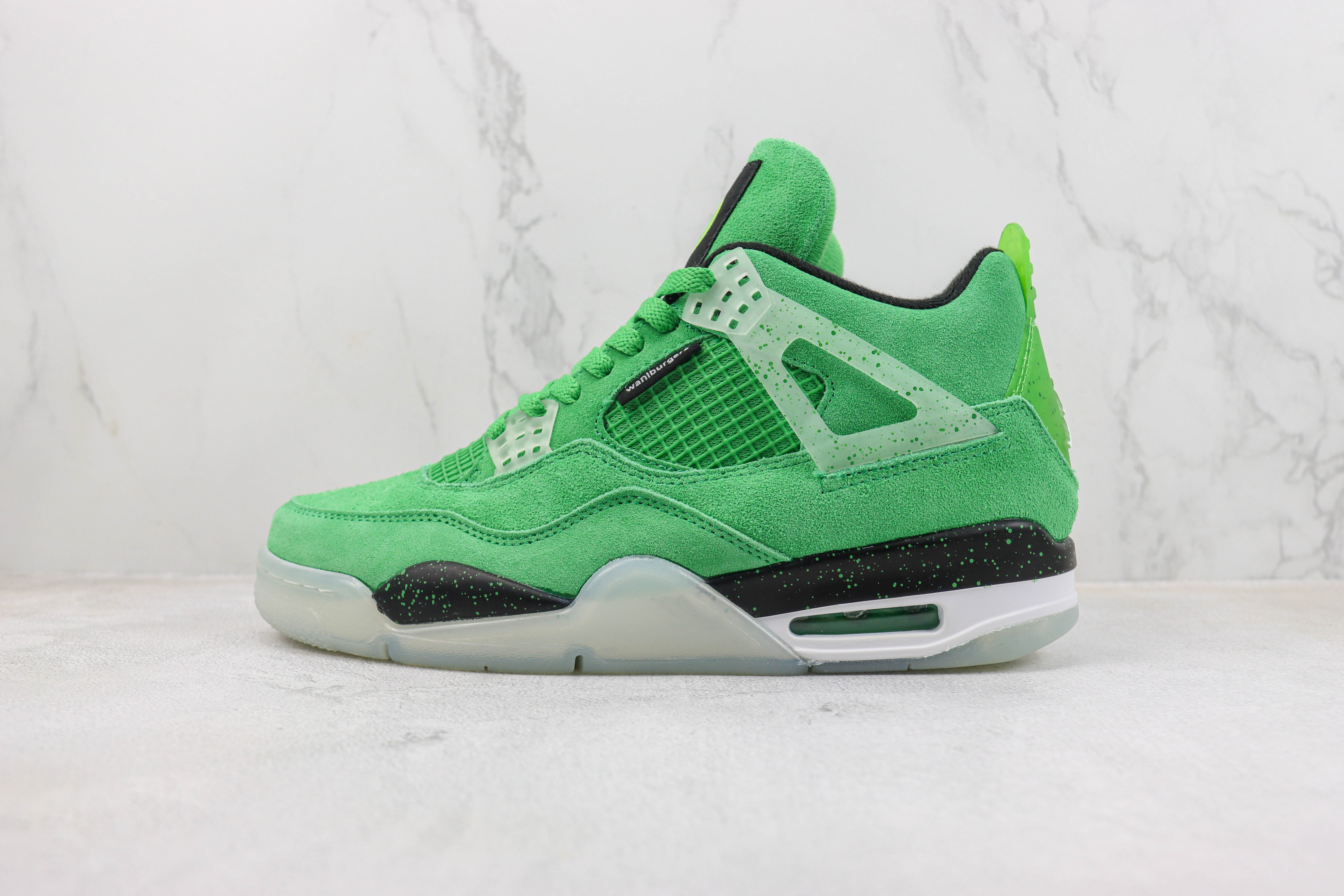 Air Jordan 4 Retro Wahlburgers