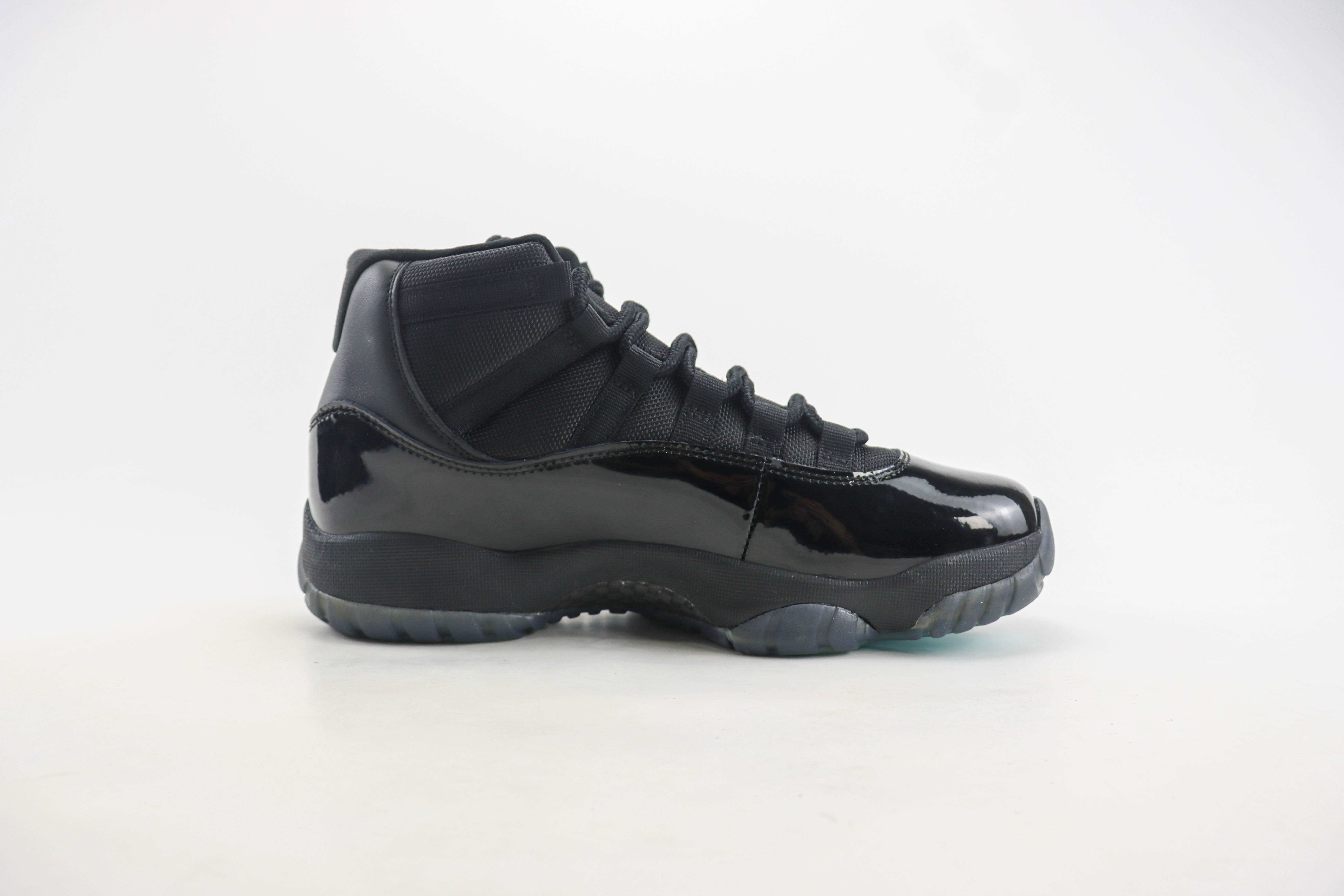 Air Jordan 11 Retro 'Cap and Gown'
