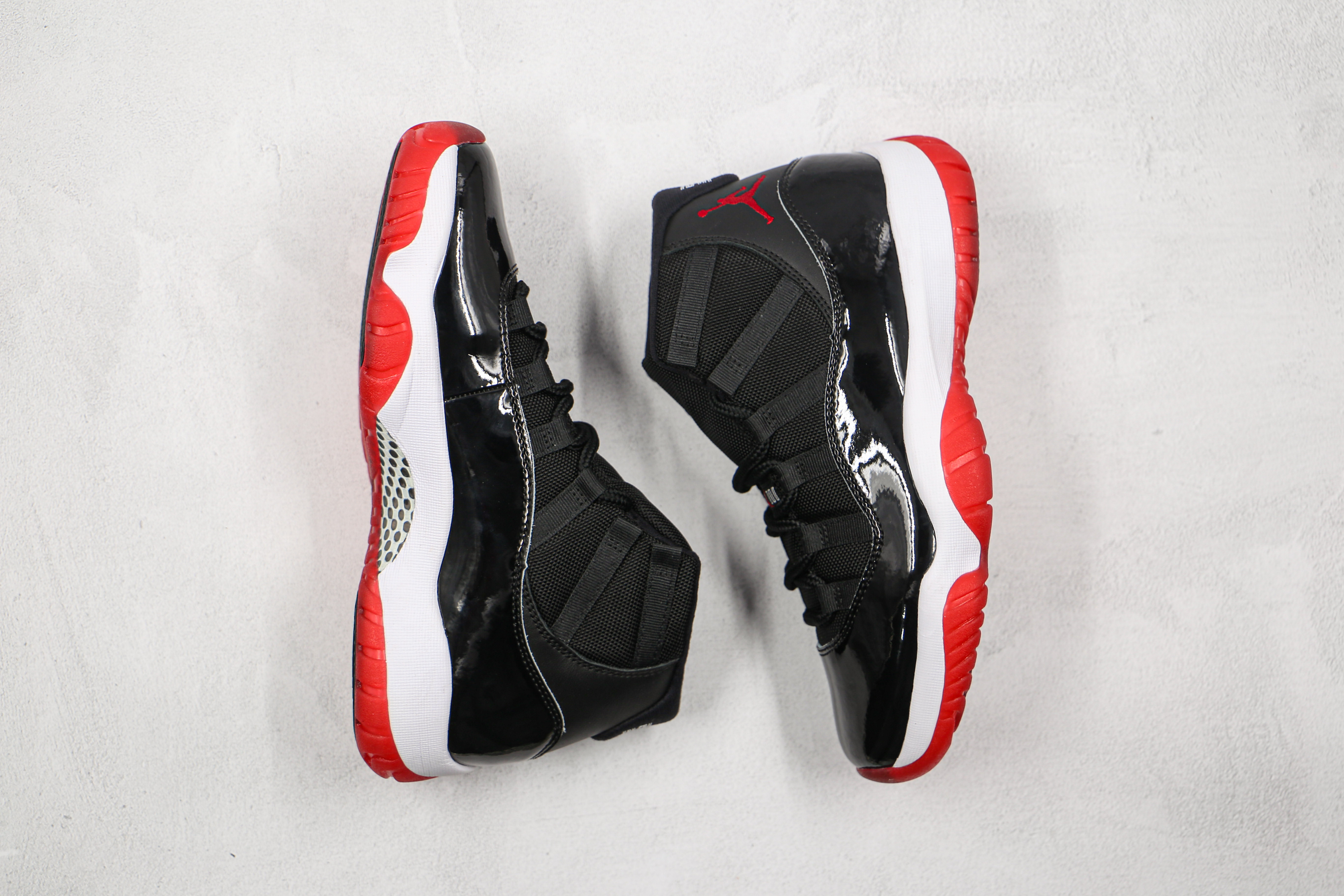 Air Jordan 11 Retro 'Bred'