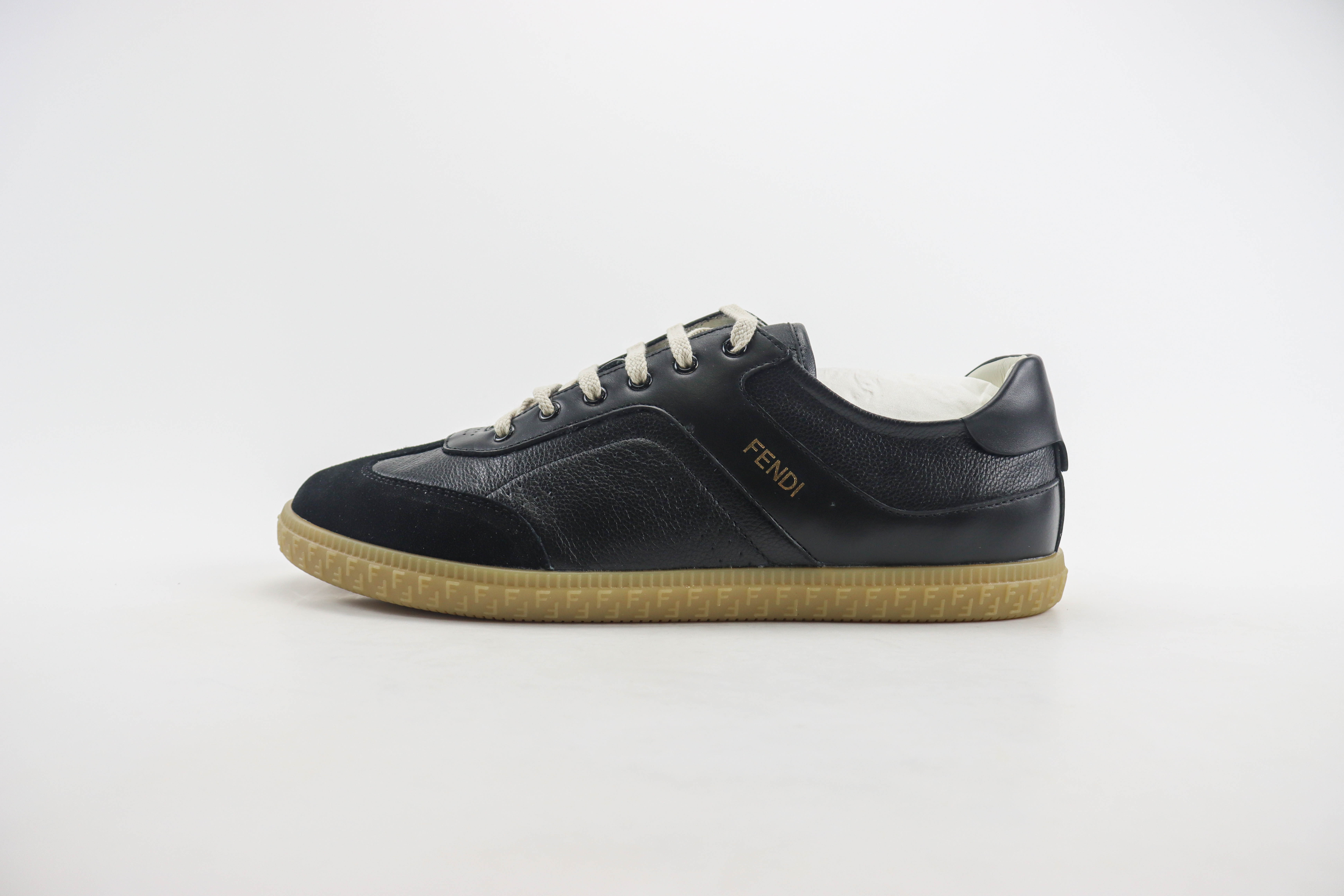 Fend Flair Leather Sneakers in Black