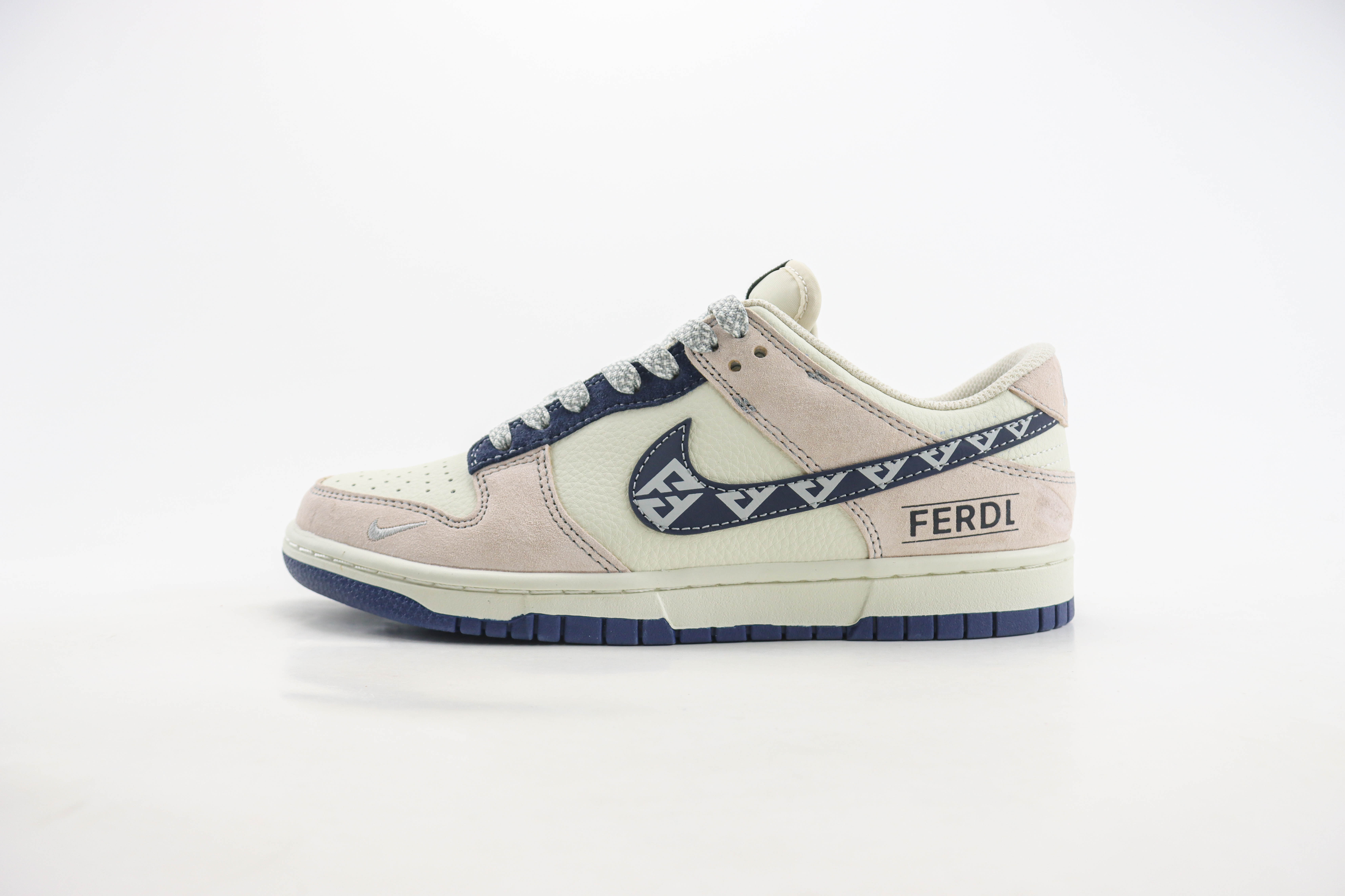 Nike Dunk Low x Fendi