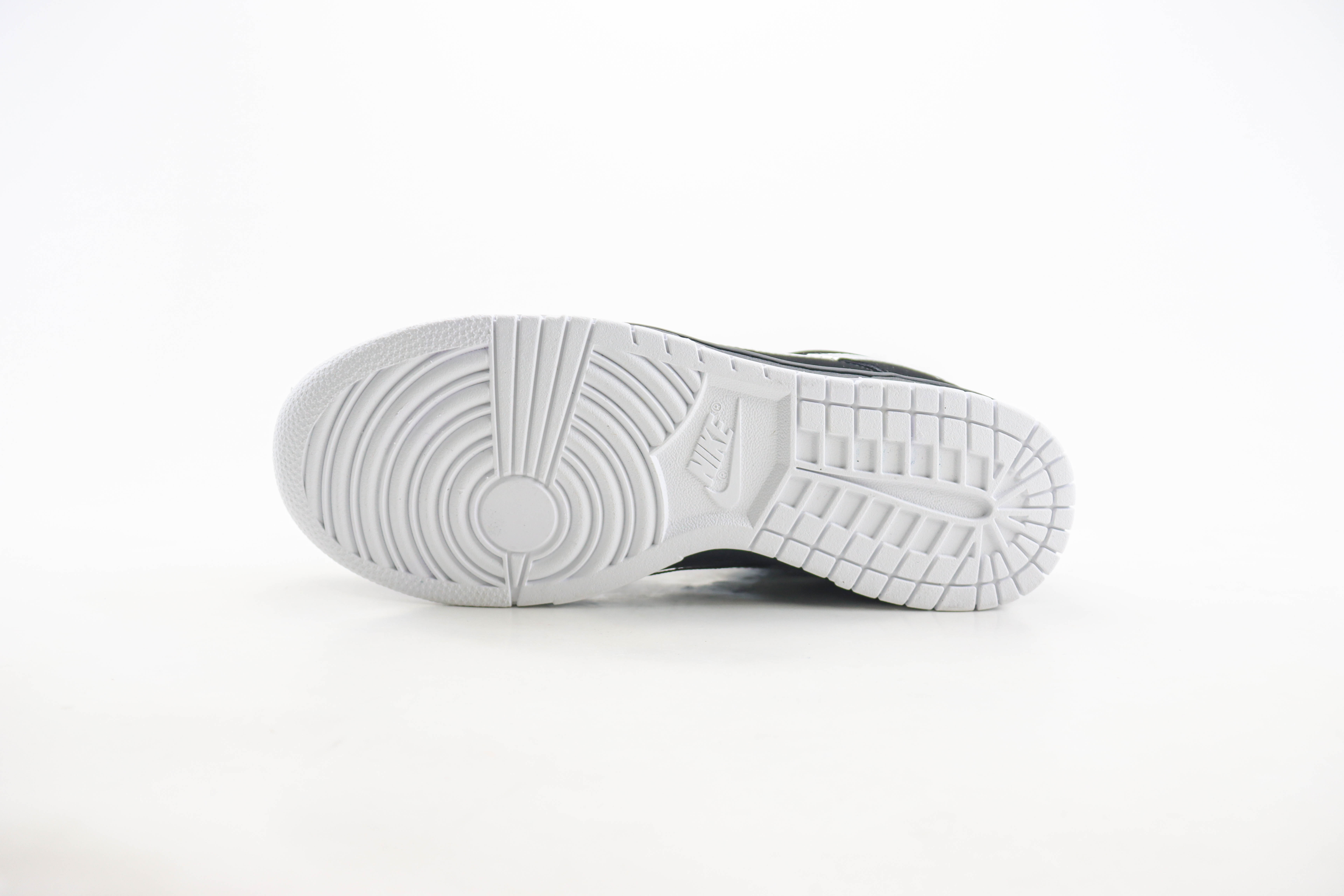 Nike Dunks x The North Face in Black 