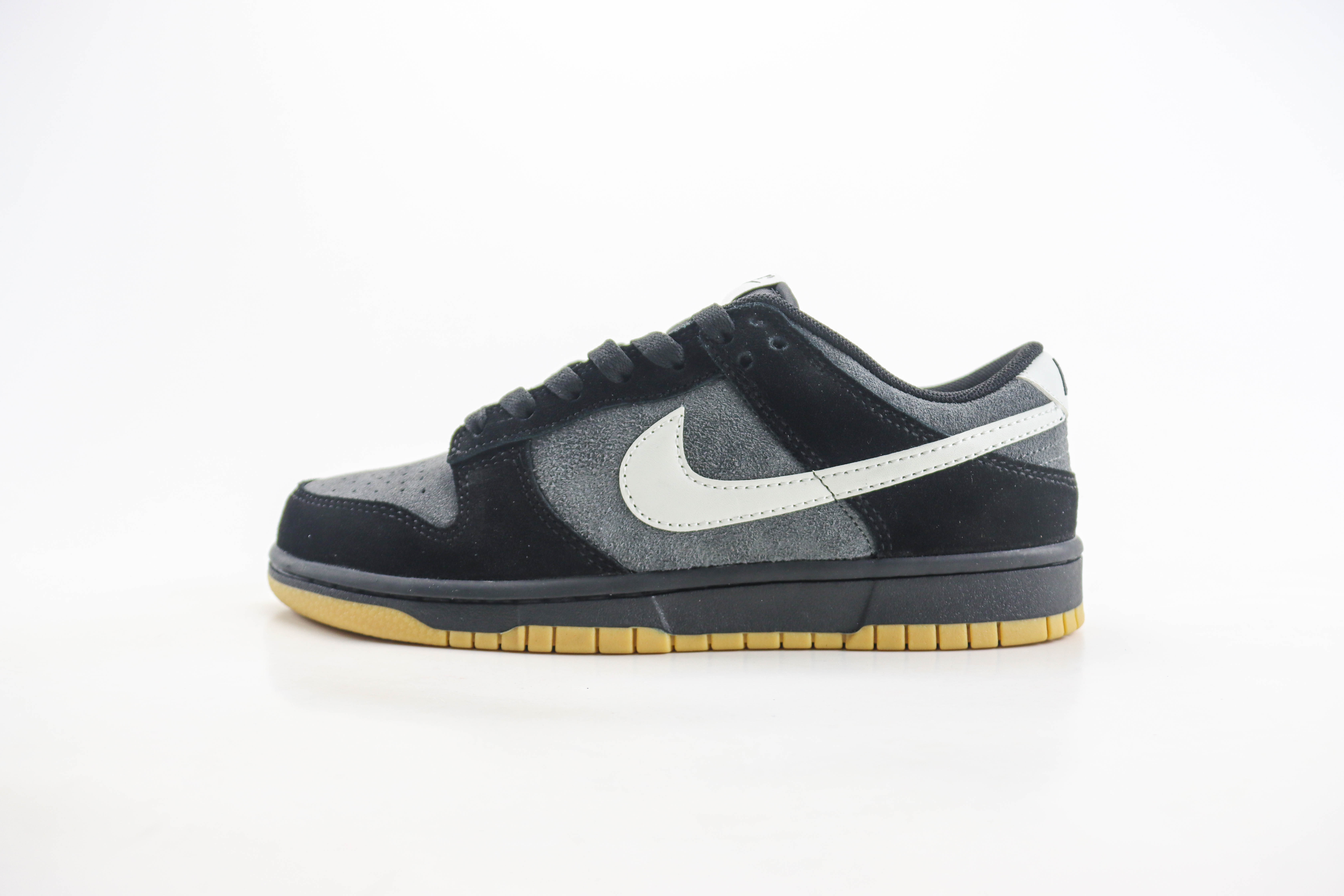 Nike Dunk Low SE 'Black Anthracite'