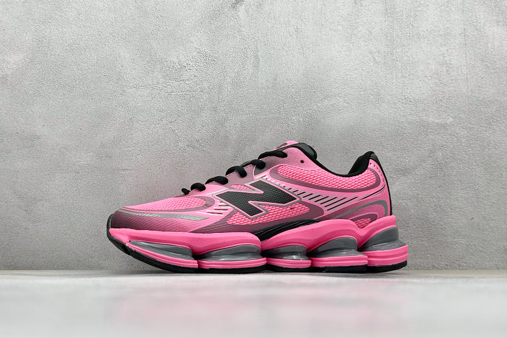 New Balance Abzorb 2000 in pink