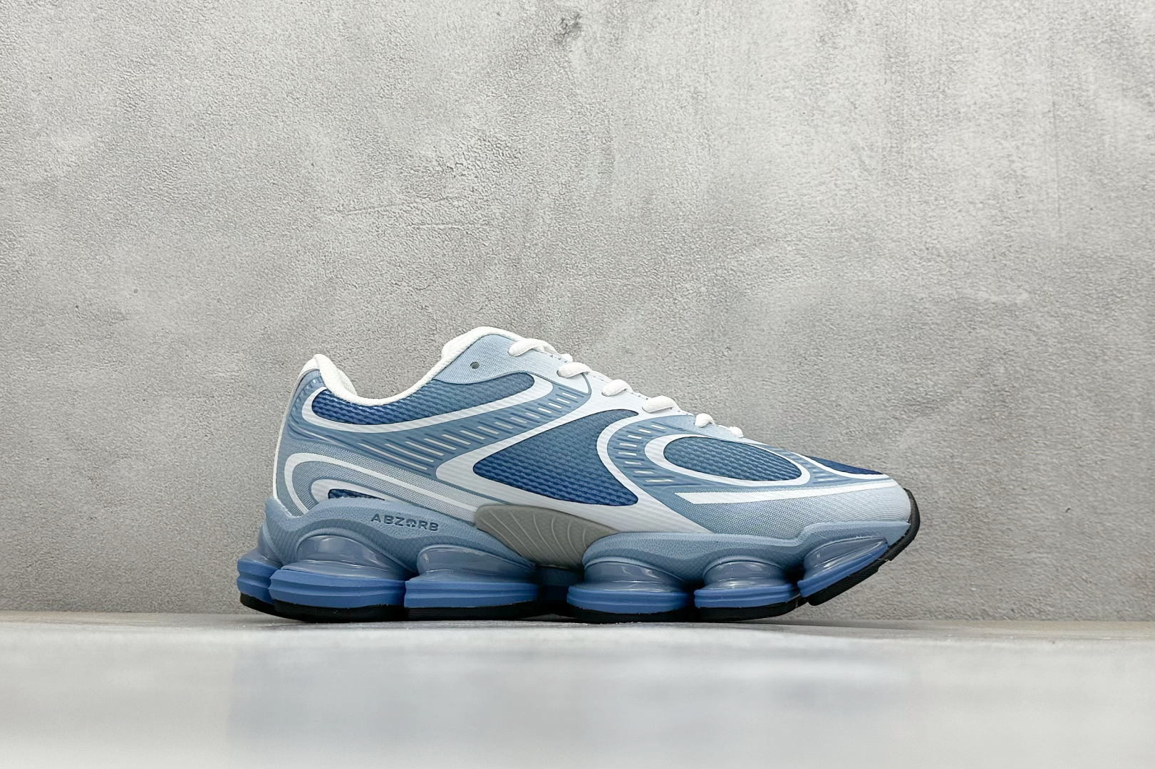 New Balance Abzorb 2000 in baby blue