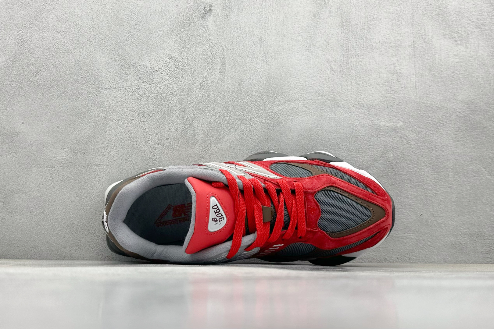 New Balance 9060 Rojo Zapatillas 