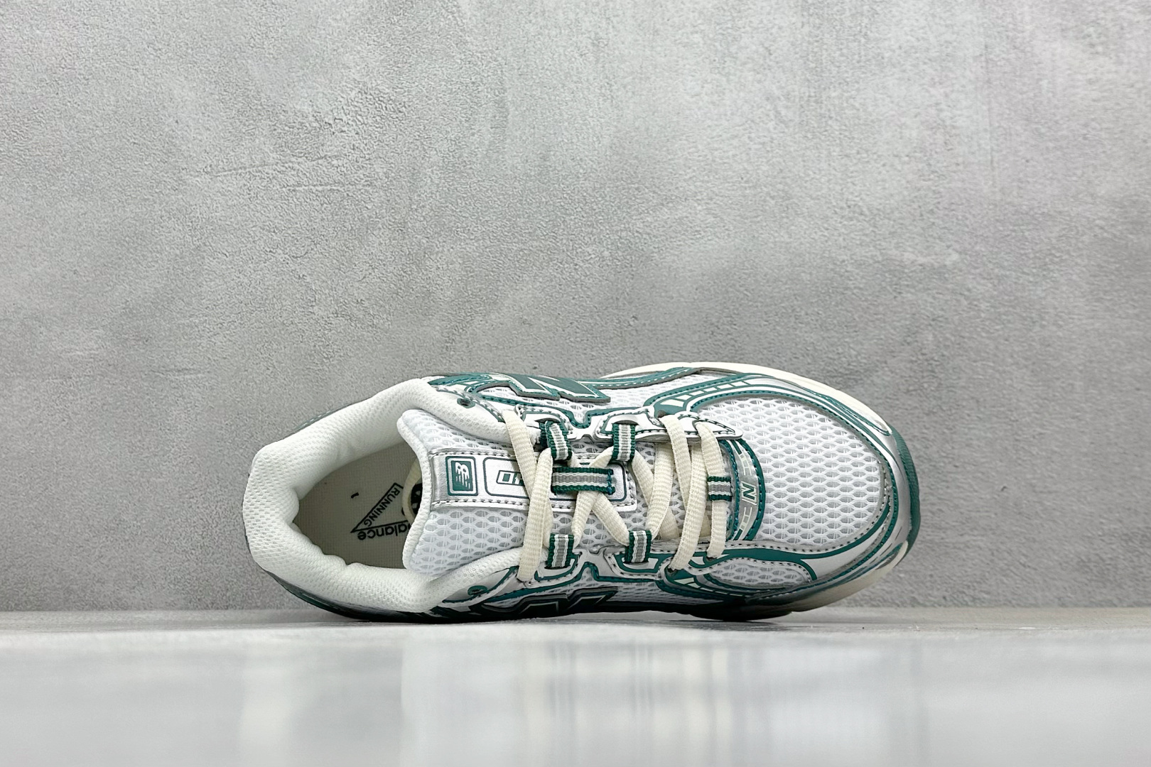 New Balance740v2 'White Marsh Green'