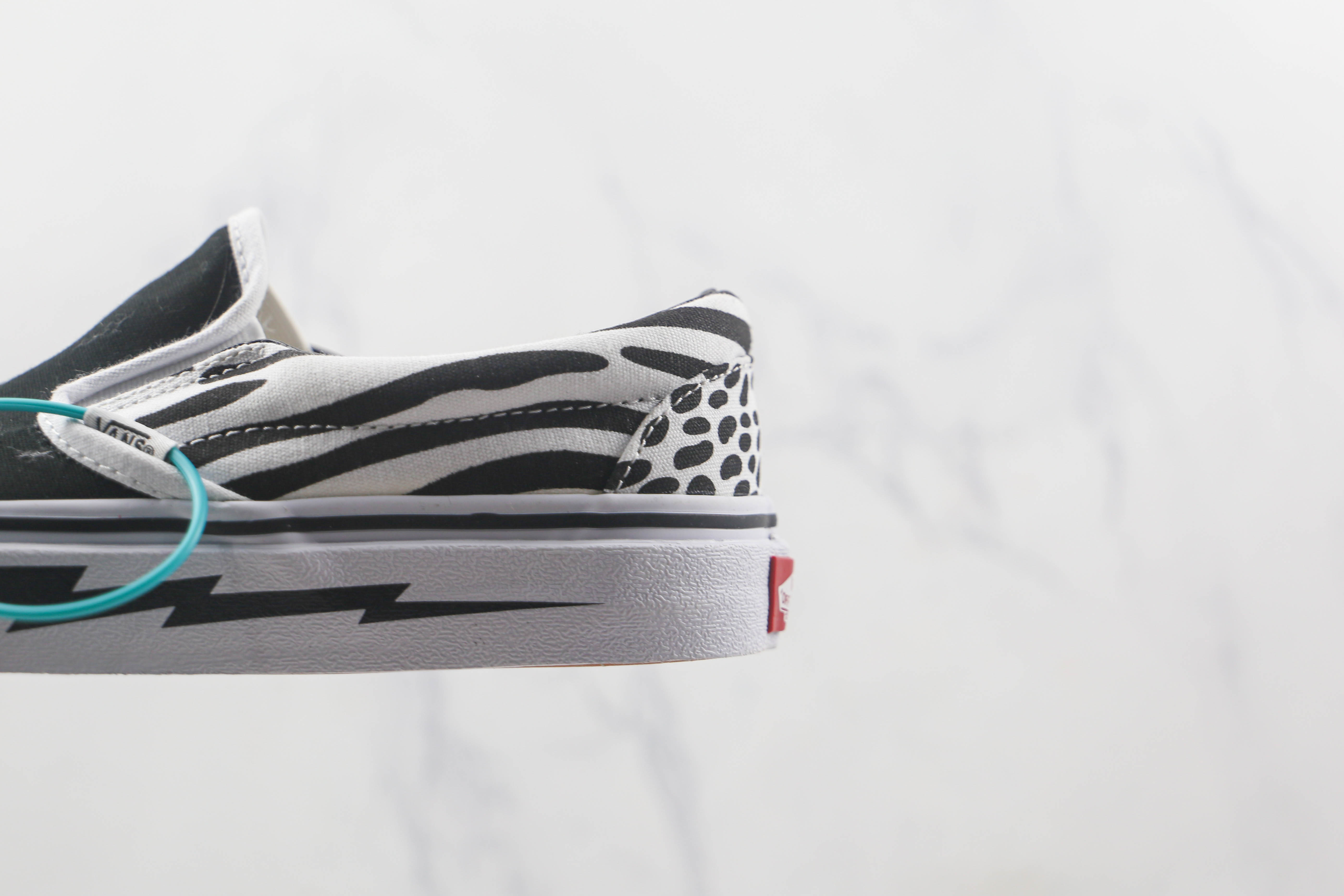 Vans Slip-On Zebra Print