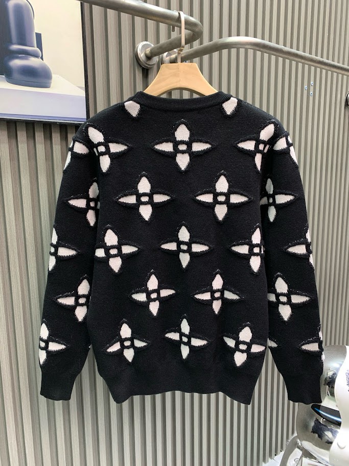 LV Sweater - Black