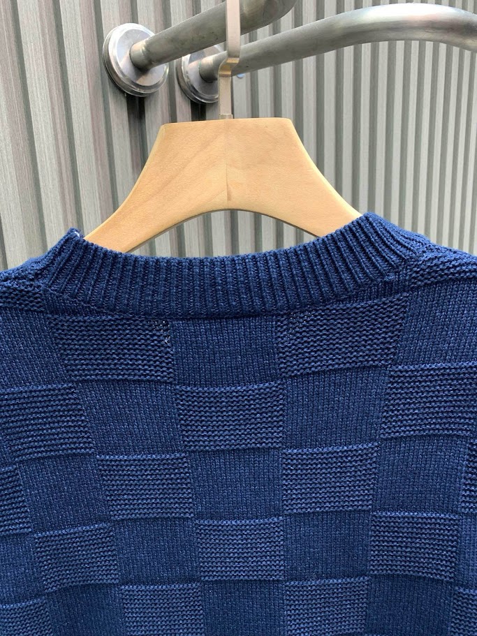 LV Sweater