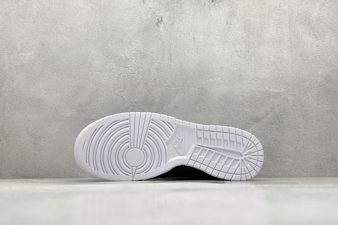 Nike Dunk Low x Air Jordan