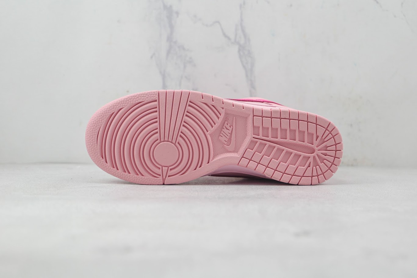 Nike Dunk Low 'Triple Pink'