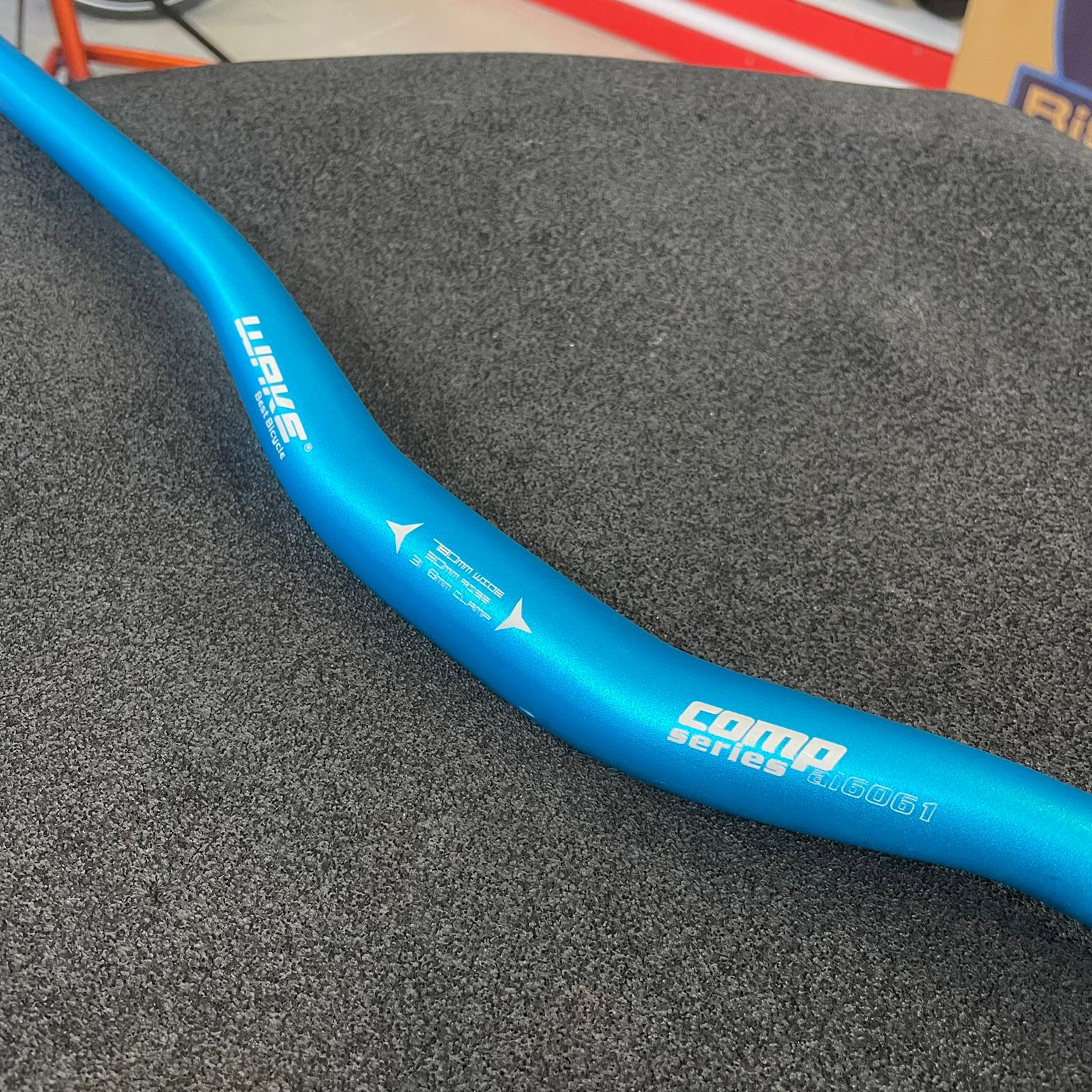 WAKE - GİDON VE BOĞAZI TAKIM (MAVİ)