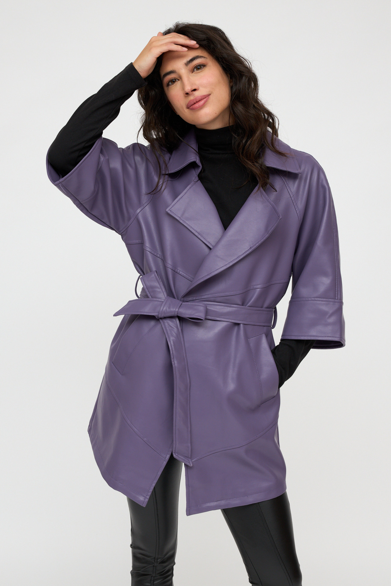 Chaqueta de cuero púrpura