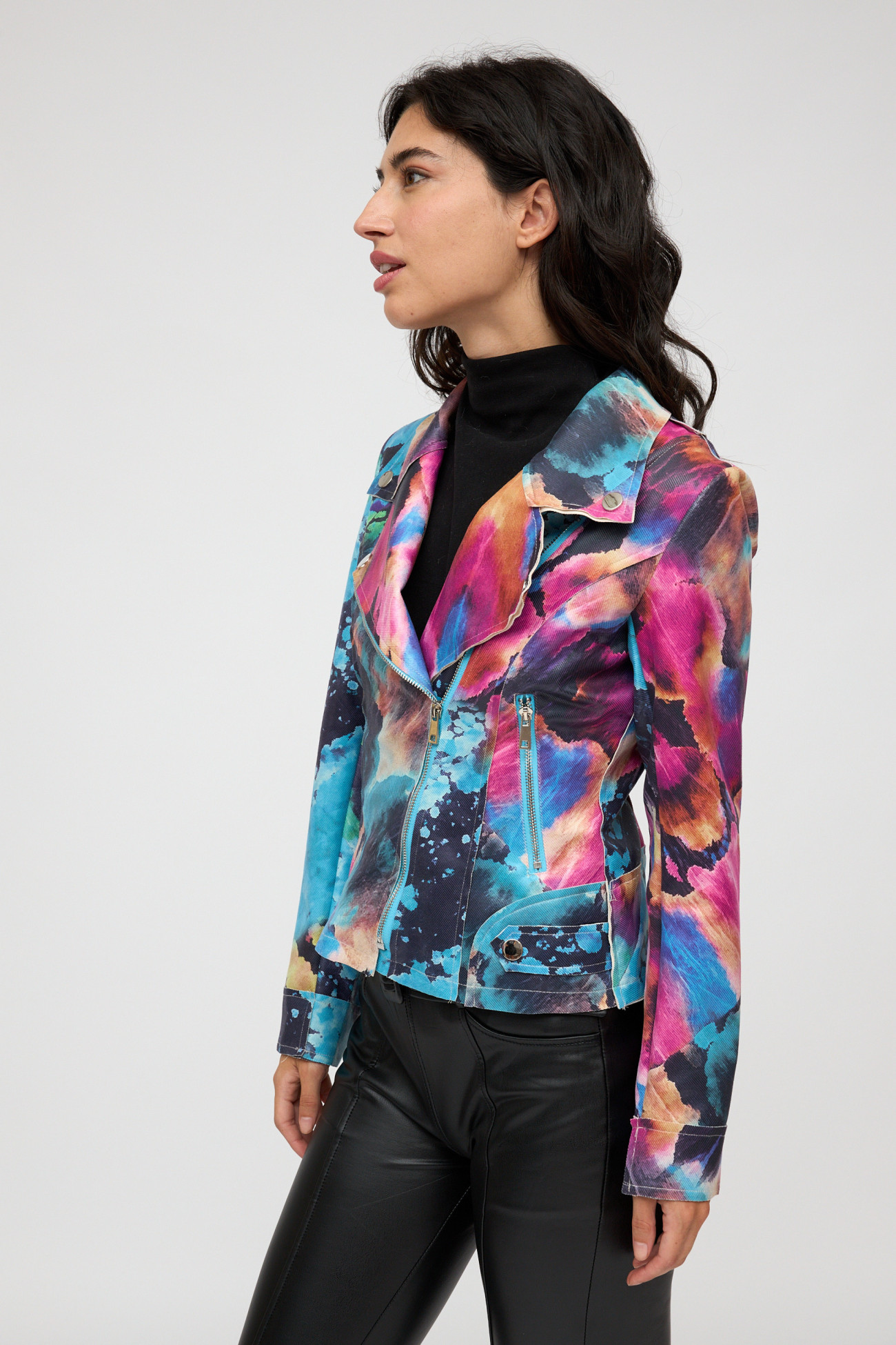 Chaqueta multicolor vibrante