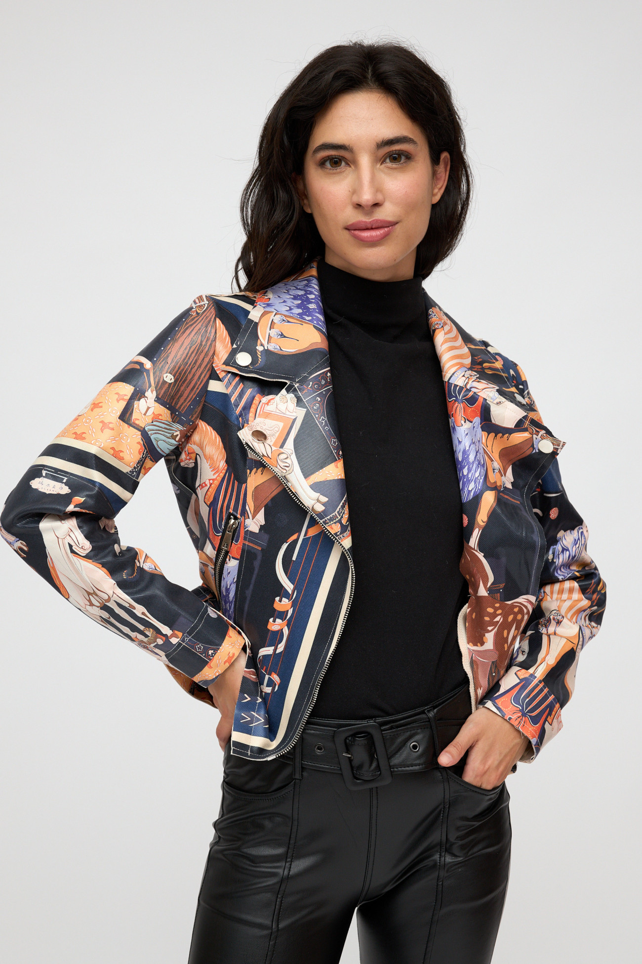 Chaqueta estampada de mujer