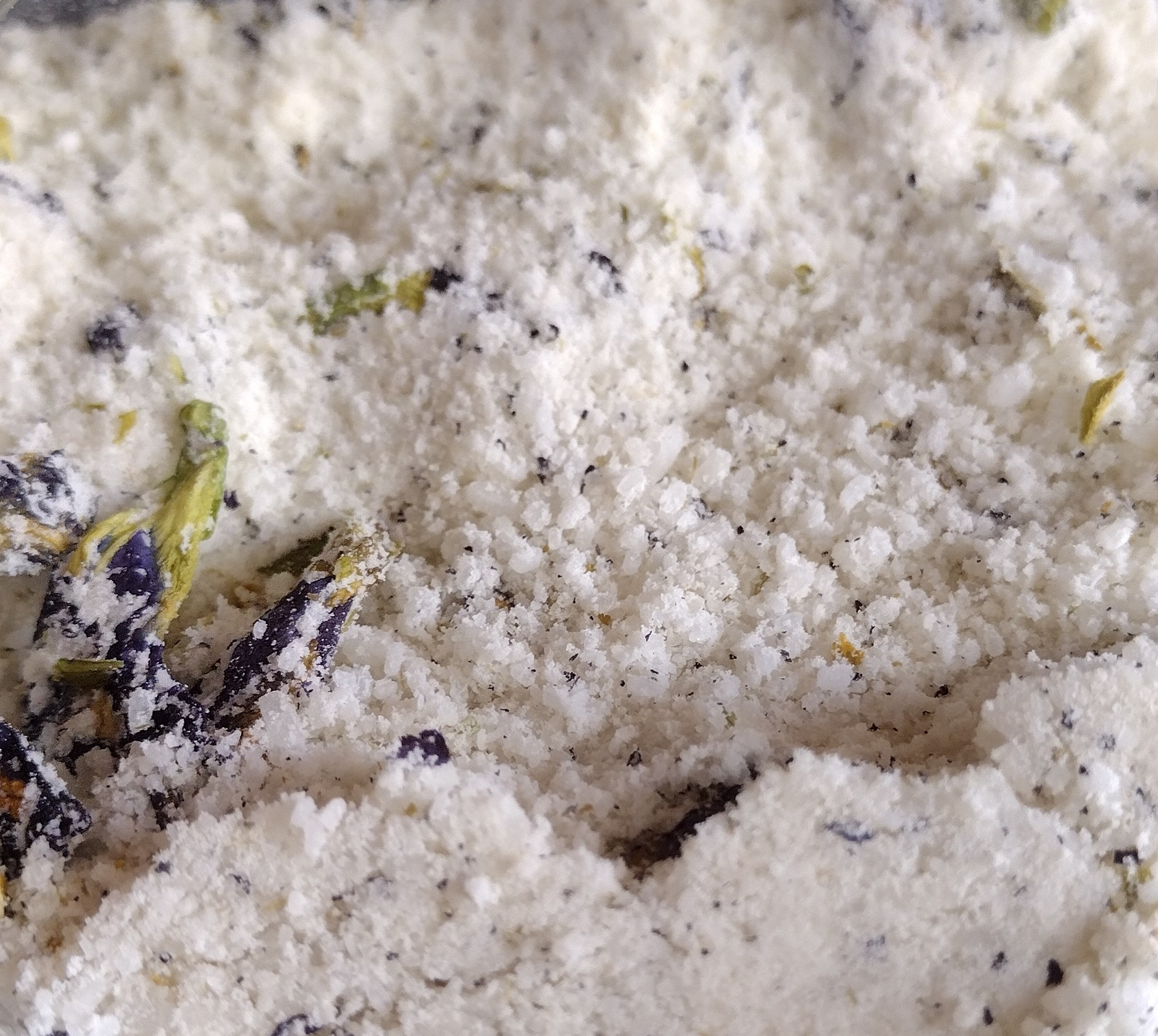 Bloom & Glow Bath Soak