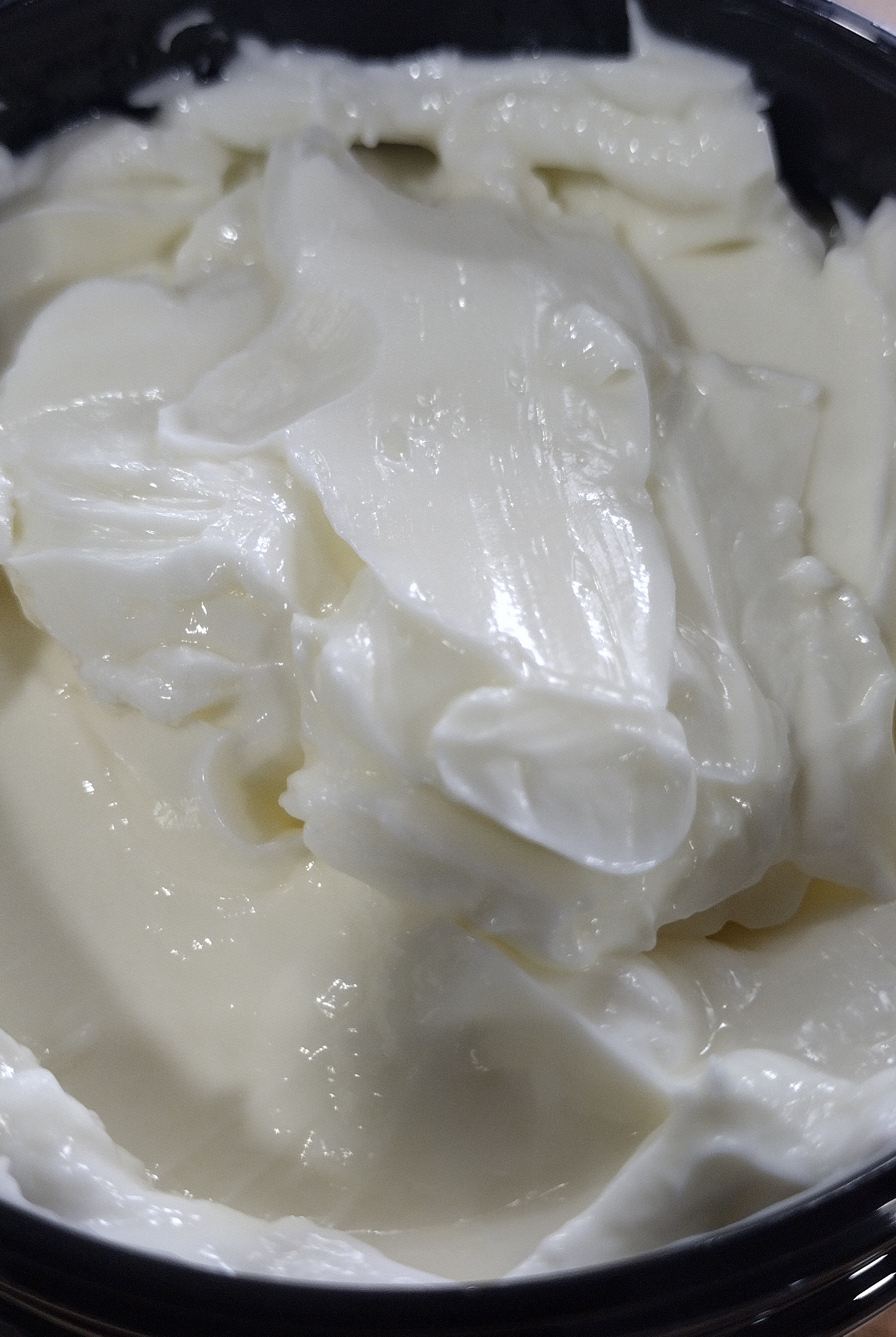  Whit Tea & Melissa Tallow Body Butter