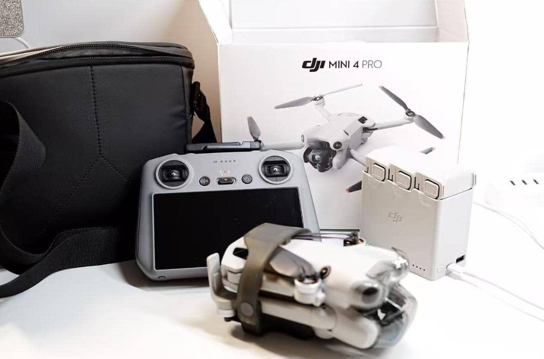 DJI Mini 4 Pro Drone Bundle