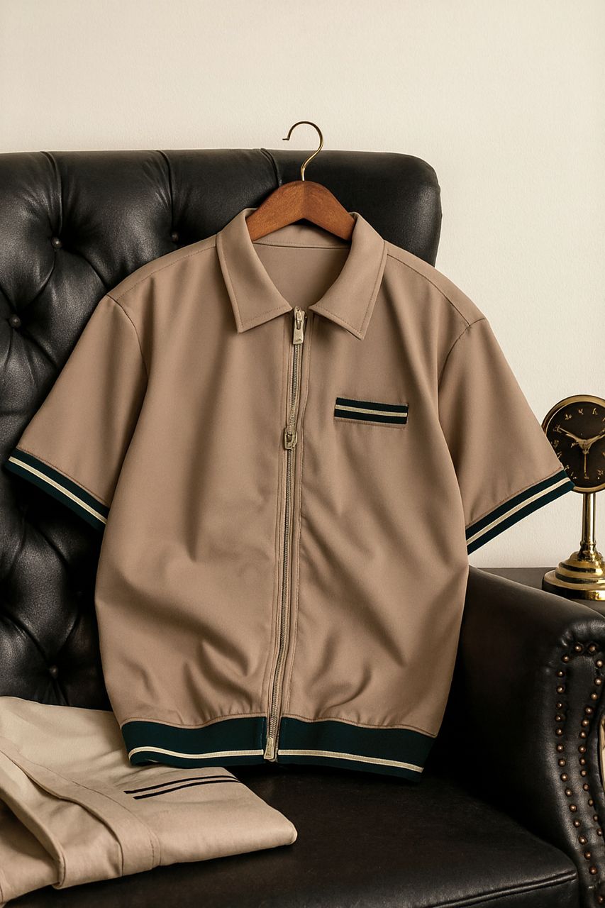 Beige Short-Sleeve Zipper Shirt