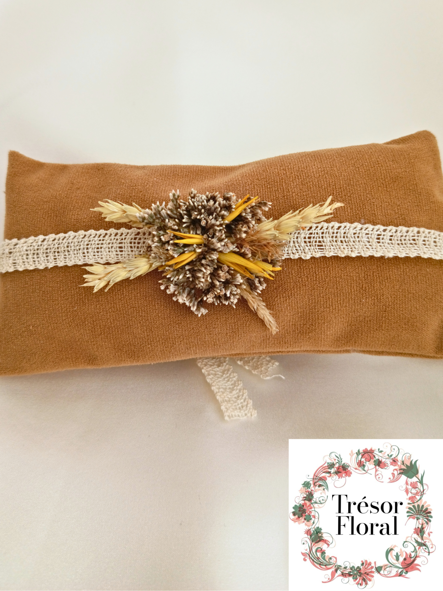 bracelet sur ruban lin naturel