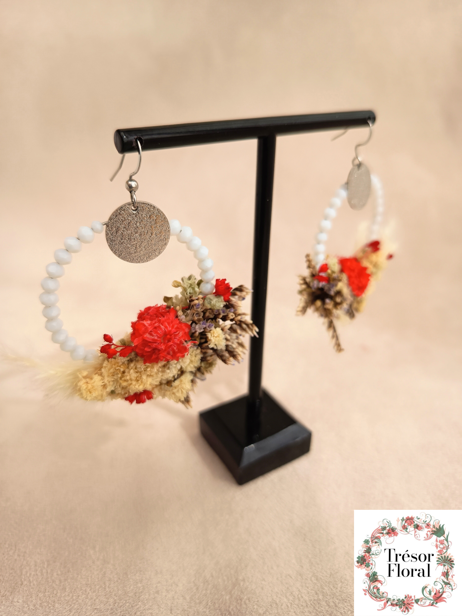 Boucle d’oreille florale  perle de boheme