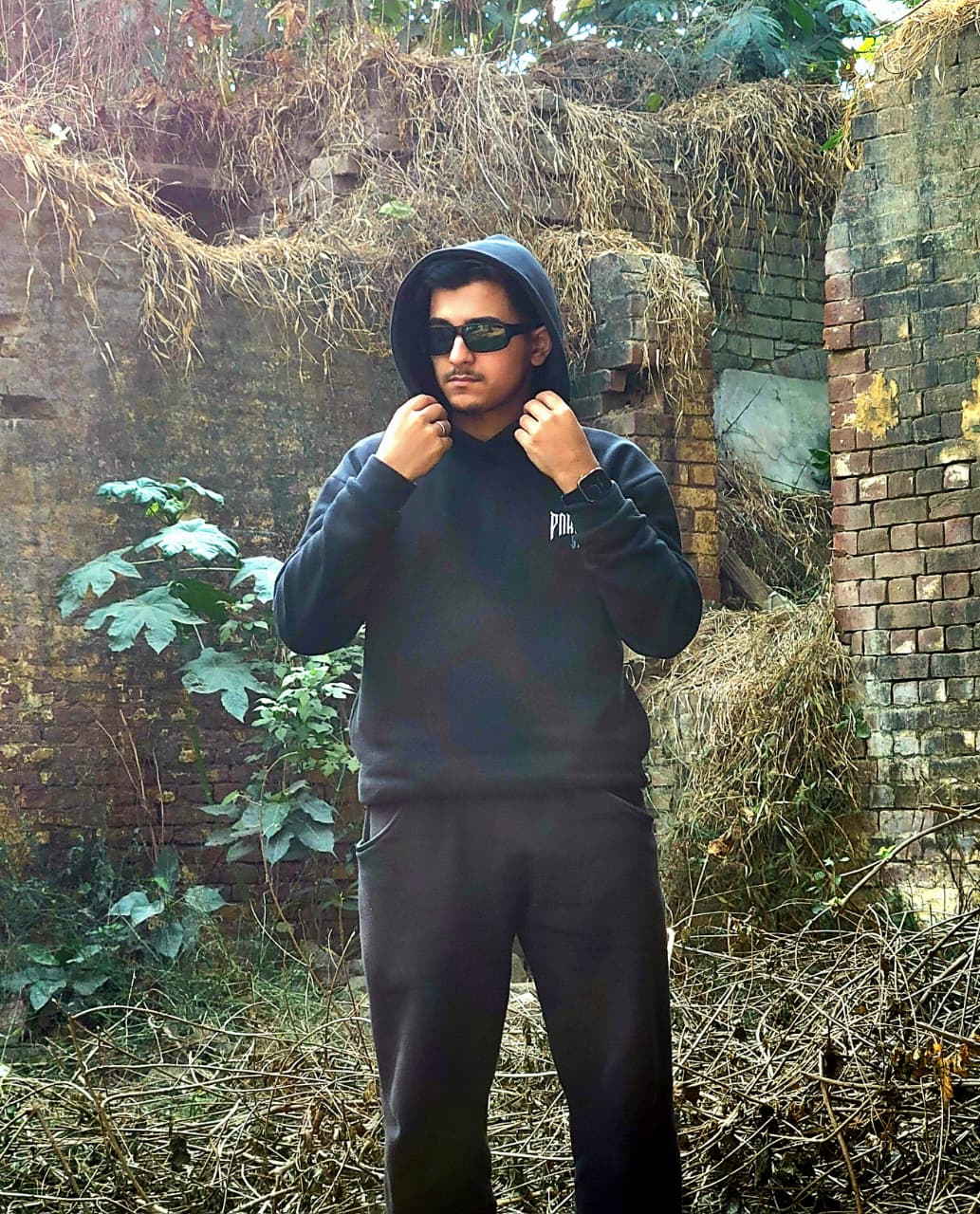 Porsche 911 Oversized Hoodie (Black) 