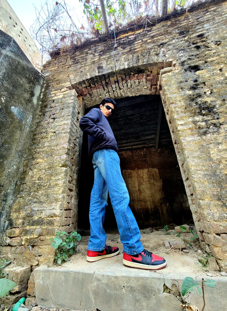 Plain Oversized Hoodie (Black) 