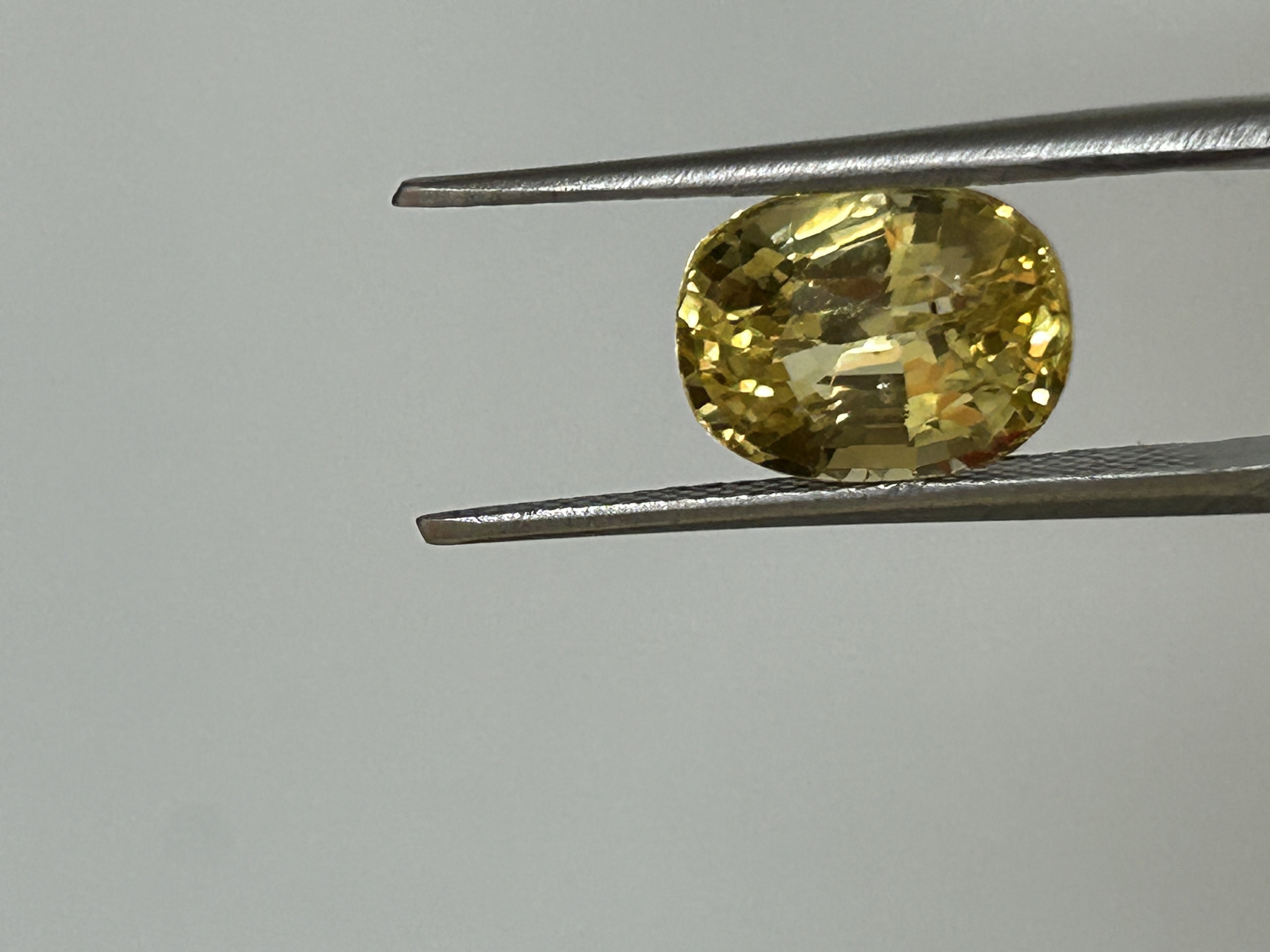 Yellow Sapphire 5.55 Carat Oval Cut Gemstone