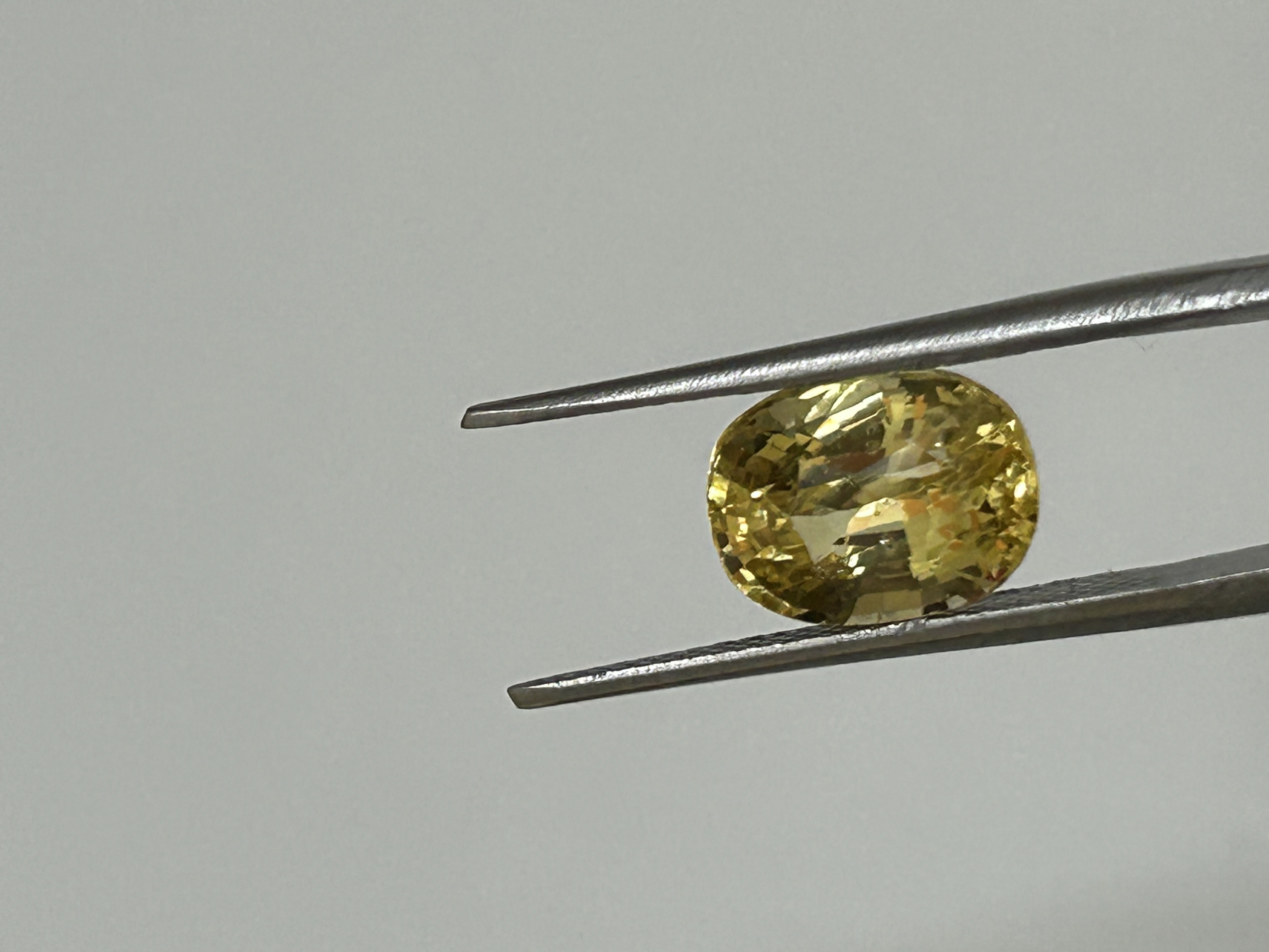 Yellow Sapphire 5.55 Carat Oval Cut Gemstone