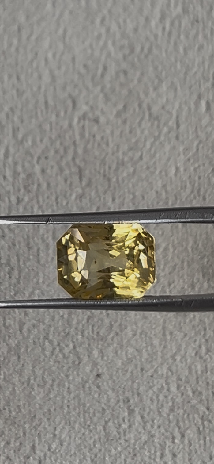Natural Yellow Sapphire 6.77 Carat