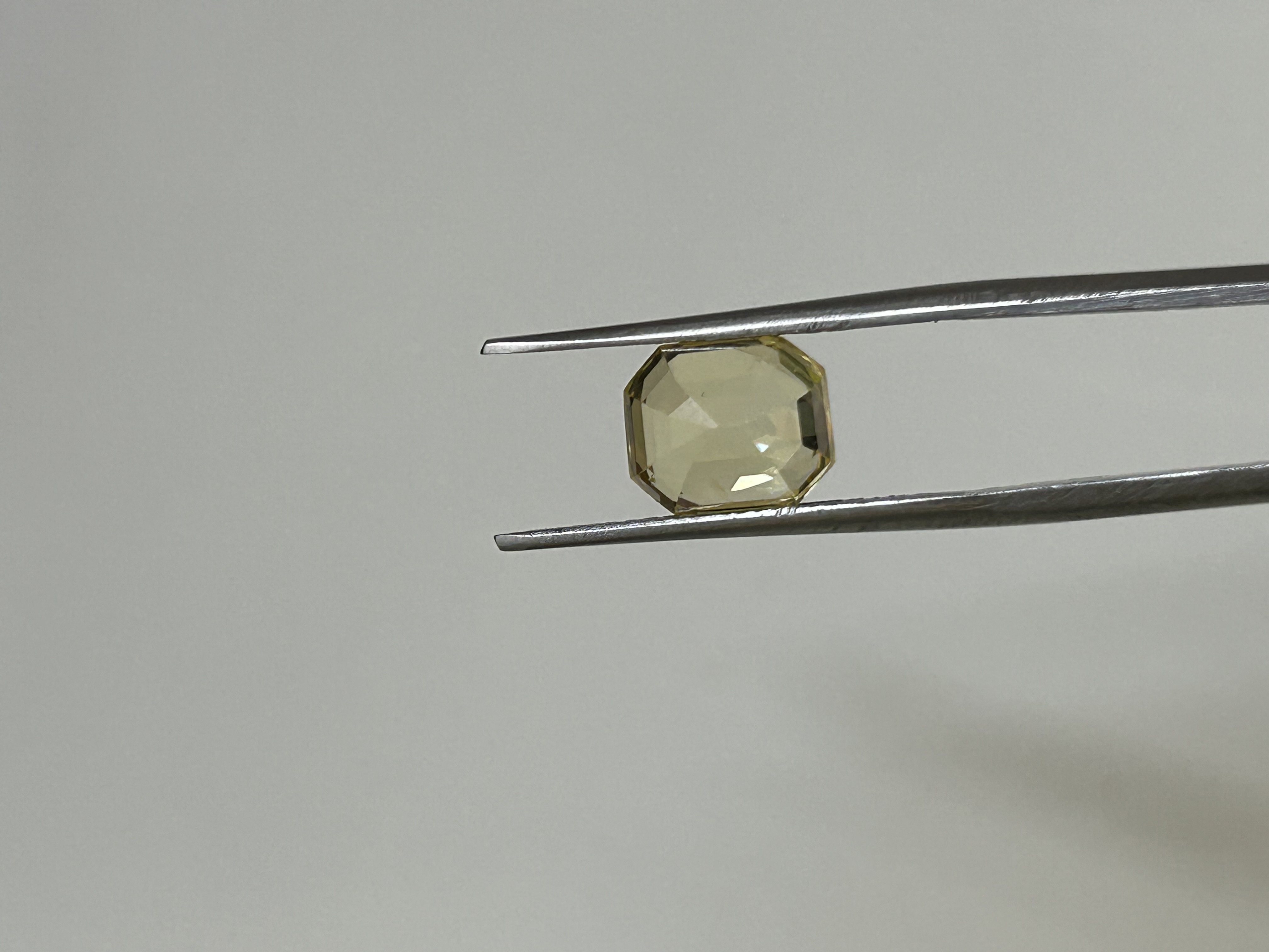 Natural 4 Carat Yellow Sapphire Gemstone