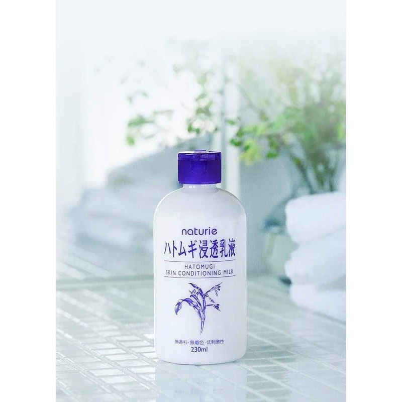 Naturie Hatomugi Skin Conditioning Milk